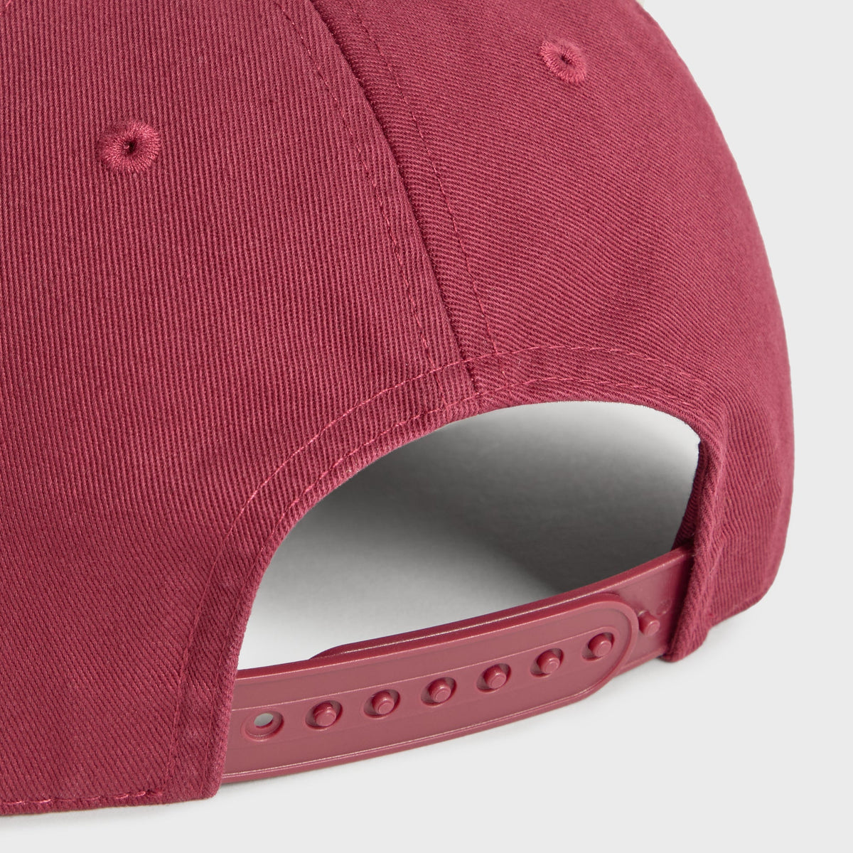 Kith Women Two Tone Vintage Wash Kith Script Pinch Crown Cap - Essence - PH