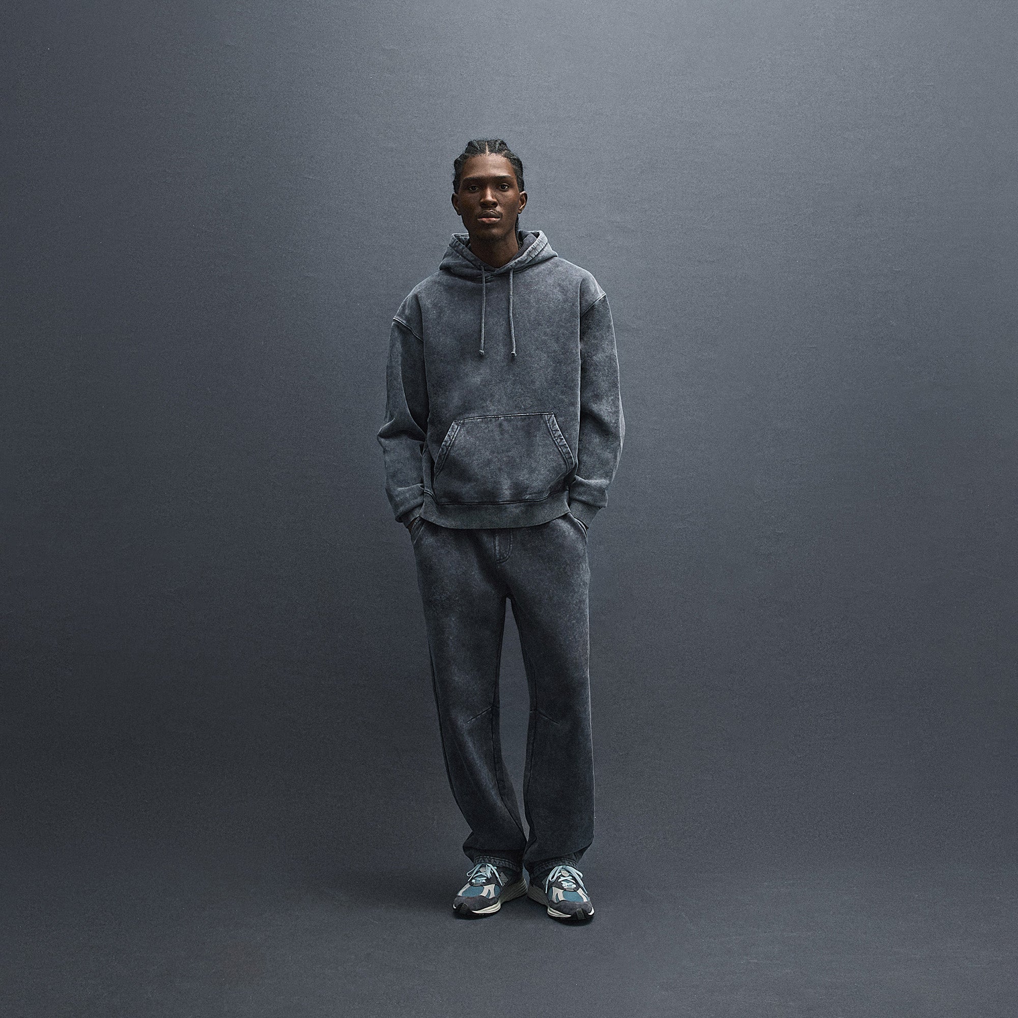 トップス KITH Flag Williams III Hoodie - White M KHM033174-002-FRONT.jpg?v=