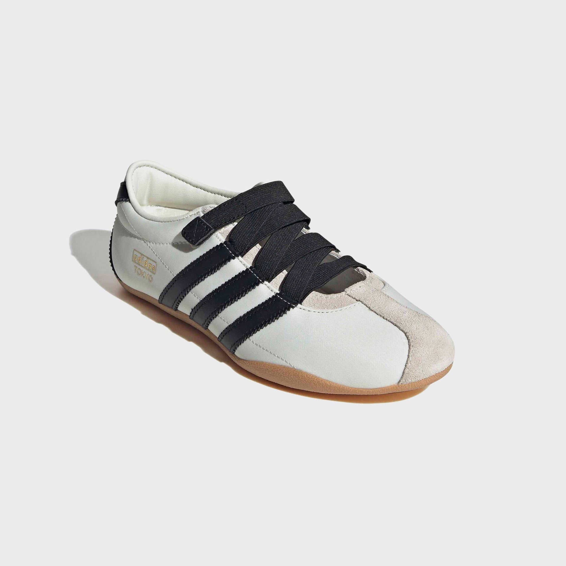 adidas WMNS Tokyo MJ - Off White / Core Black / Gum