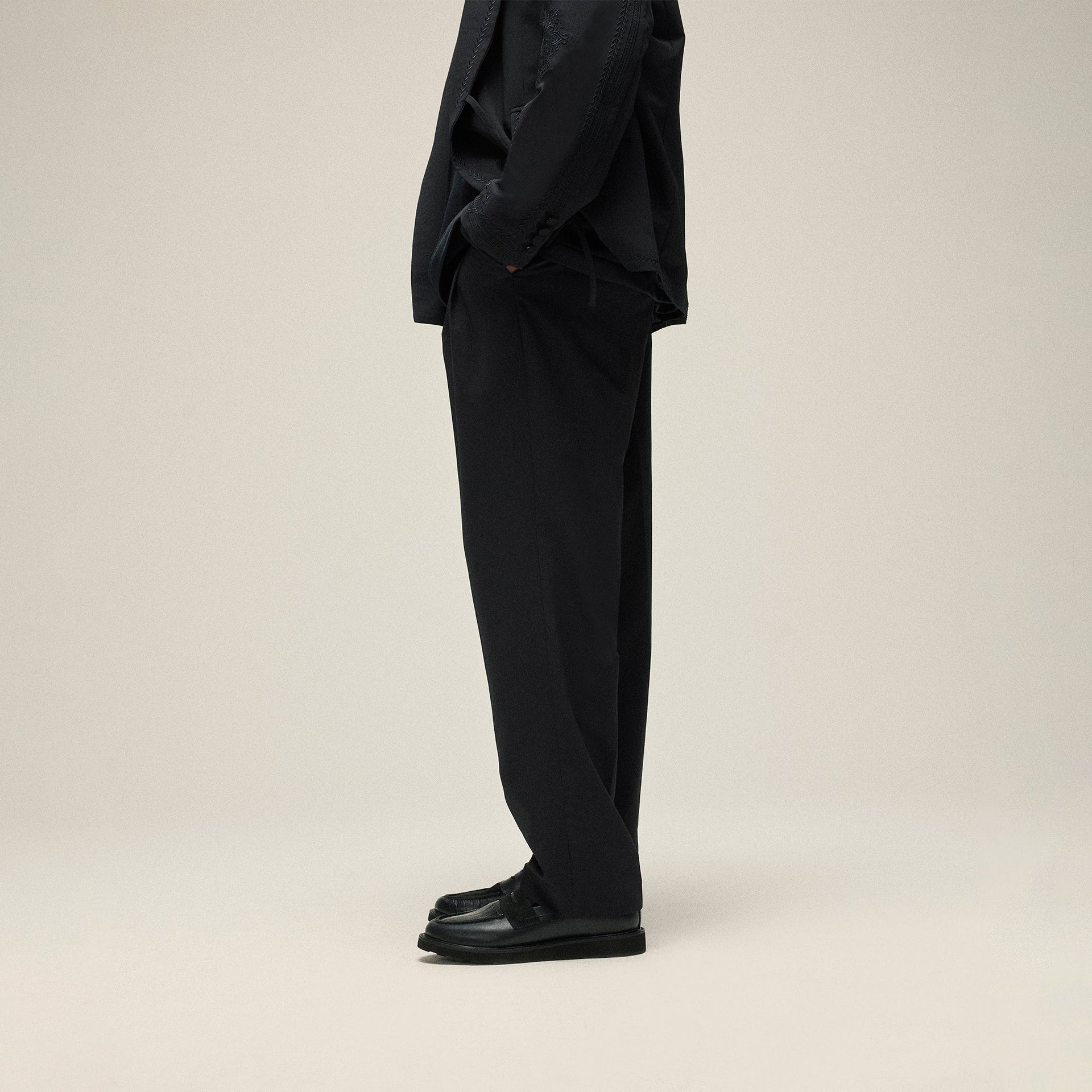 &Kin Kylan Pleater Trouser - Black