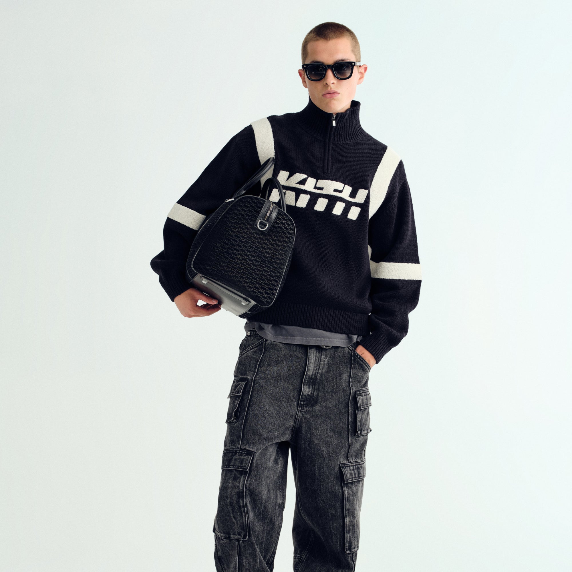 トップス Kith Peanuts Snoopy Run Fast Logo Tee M KHM033391-001-Front.jpg?v=