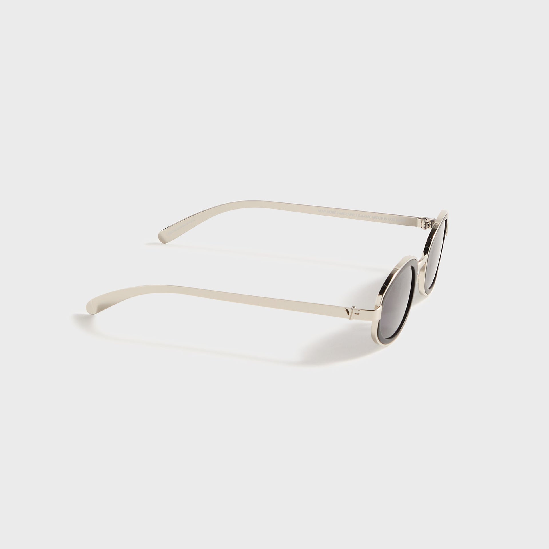 Vintage Frames Sincere 24KT - White Gold / Matte Black