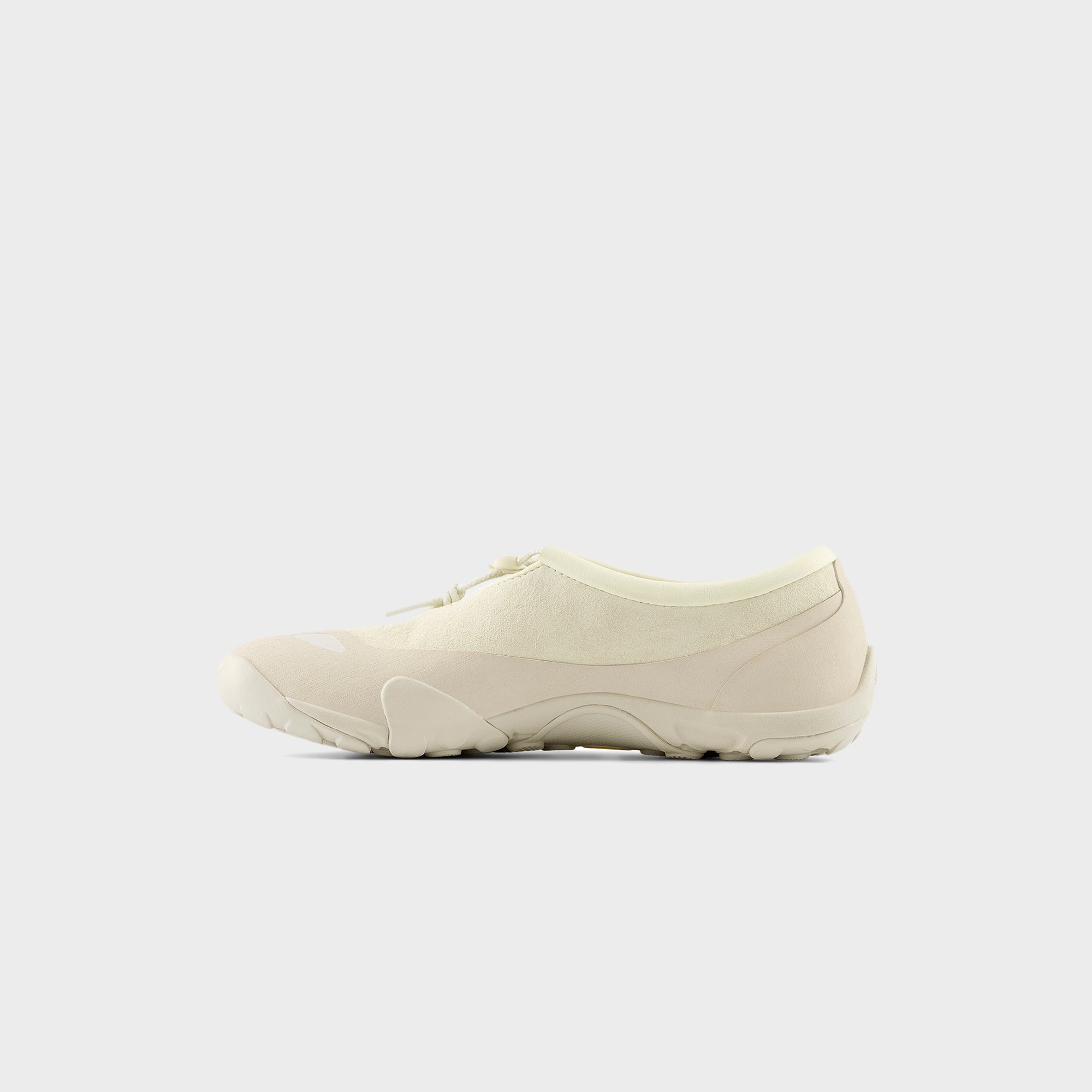 New Balance x Tokyo Design Studio MT10T - White – Kith Canada