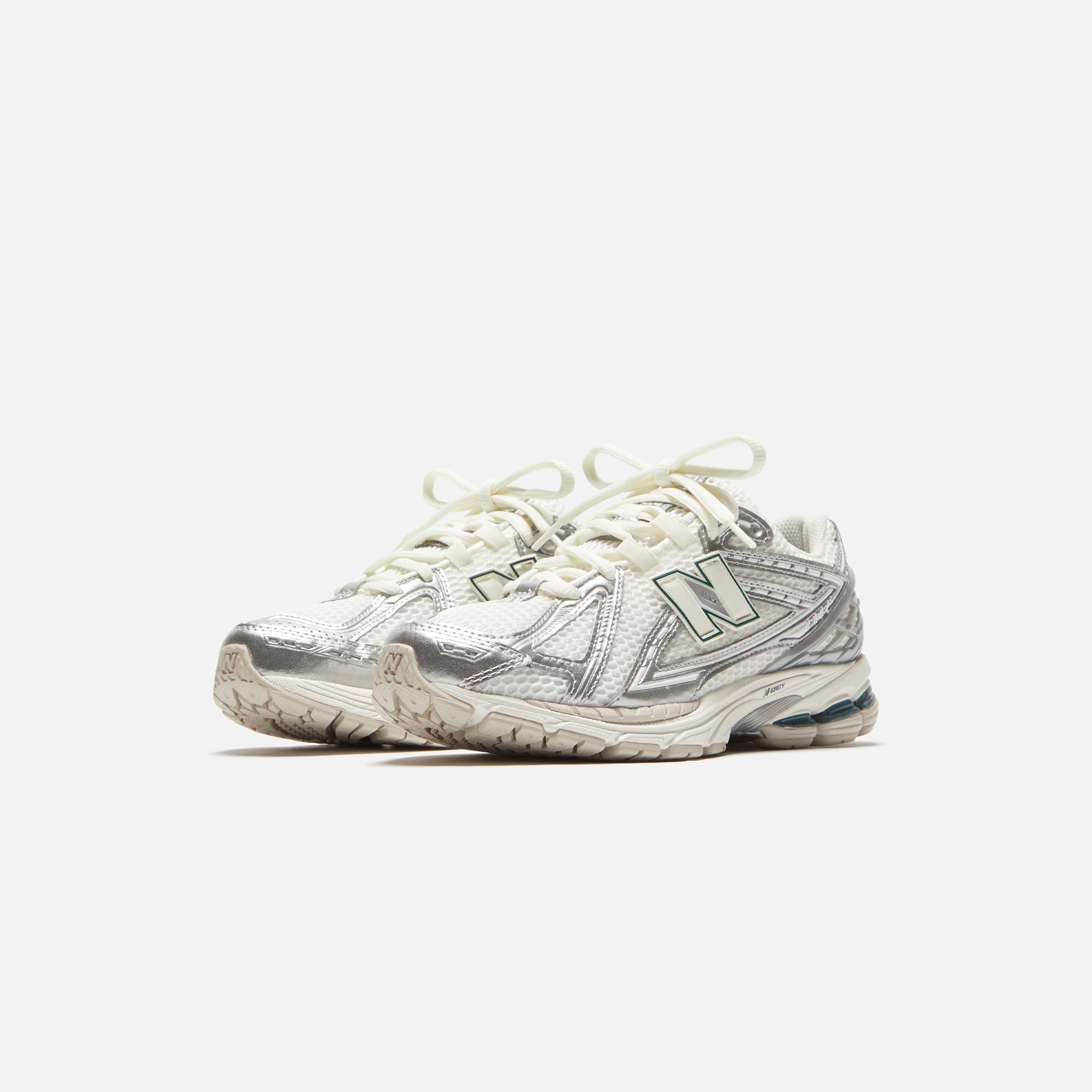 New Balance 1906R - Silver Metallic / Sea Salt – Kith Canada