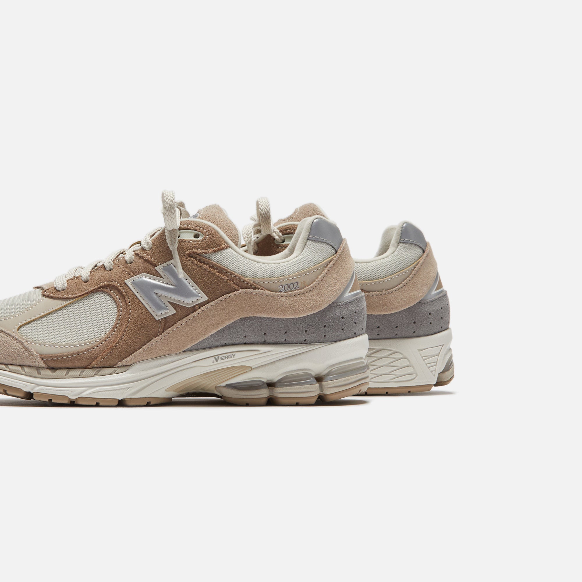 New Balance 2002R - Driftwood – Kith Canada