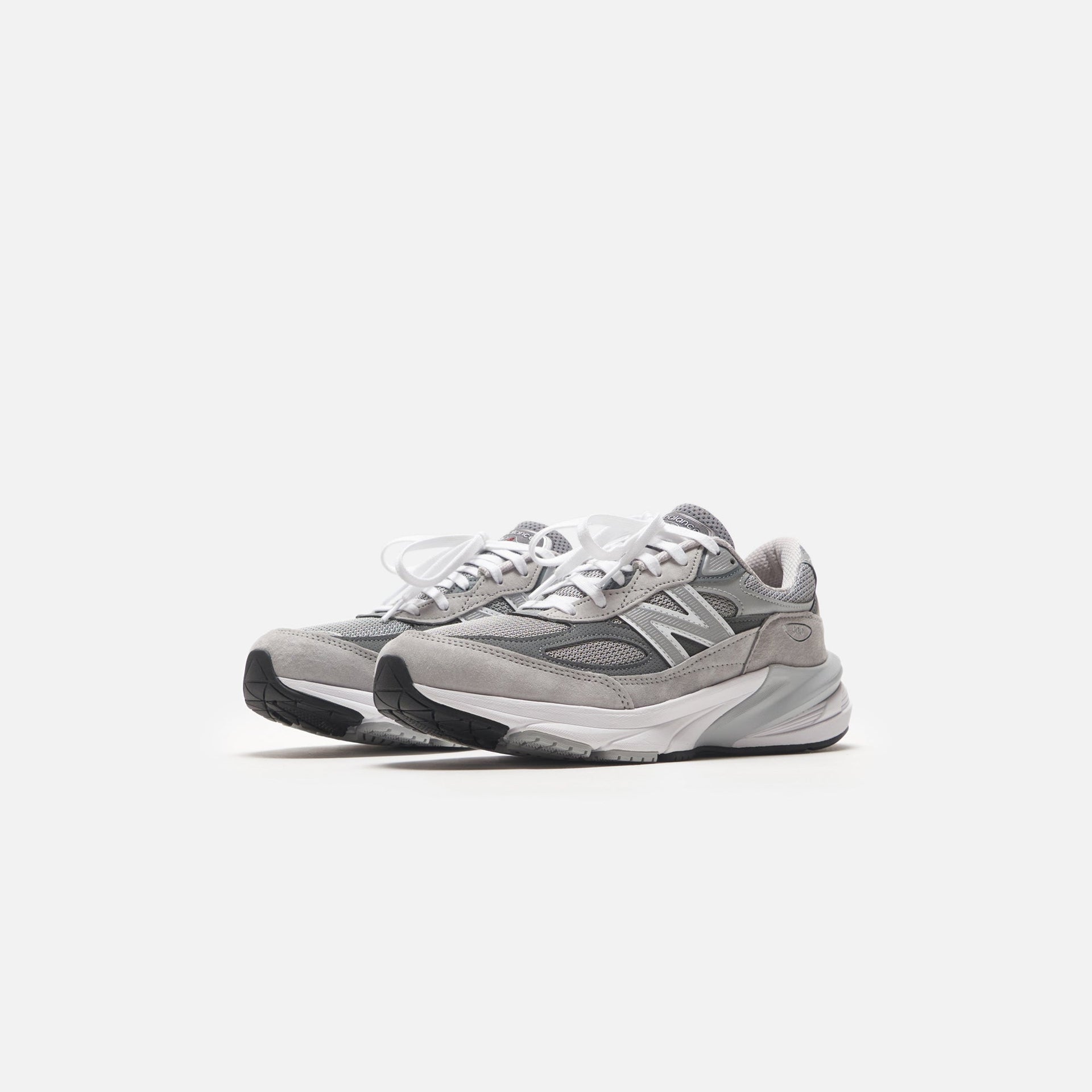 New Balance WMNS Made in US 990v6 - Grey