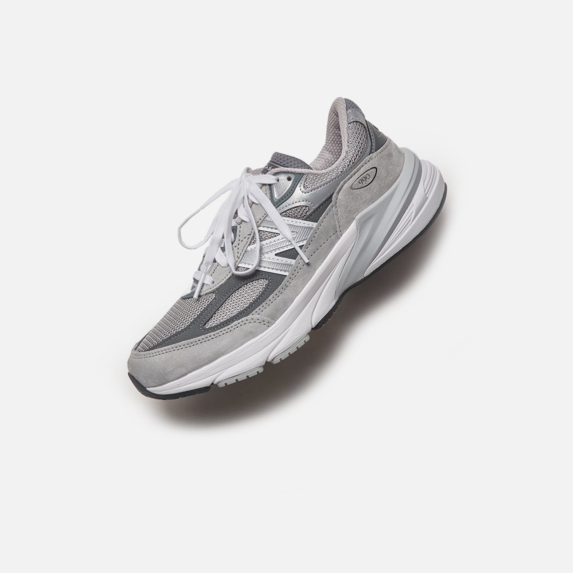 New Balance WMNS Made in US 990v6 - Grey – Kith Canada