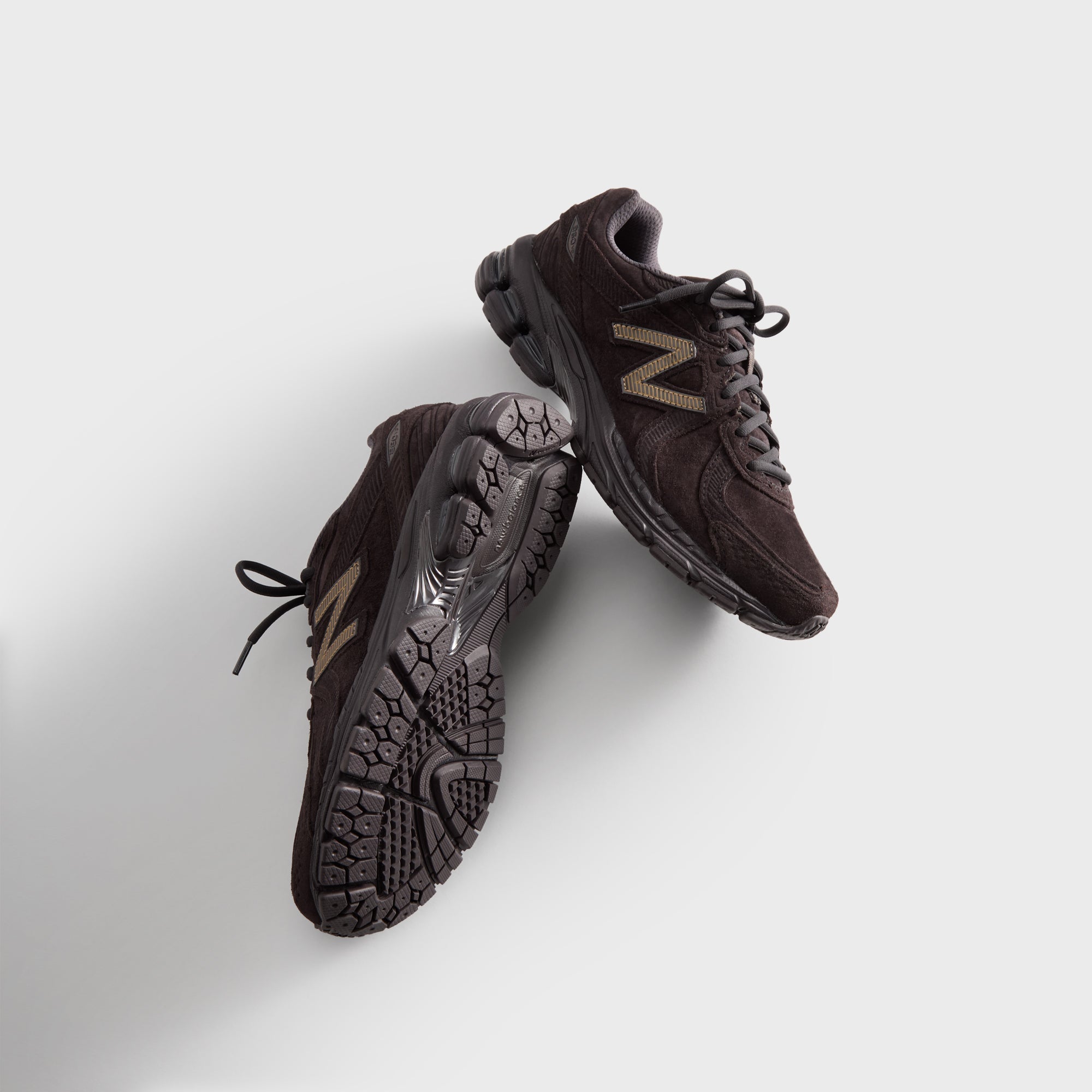 Kith & New Balance 860v2 - Espresso – Kith Canada