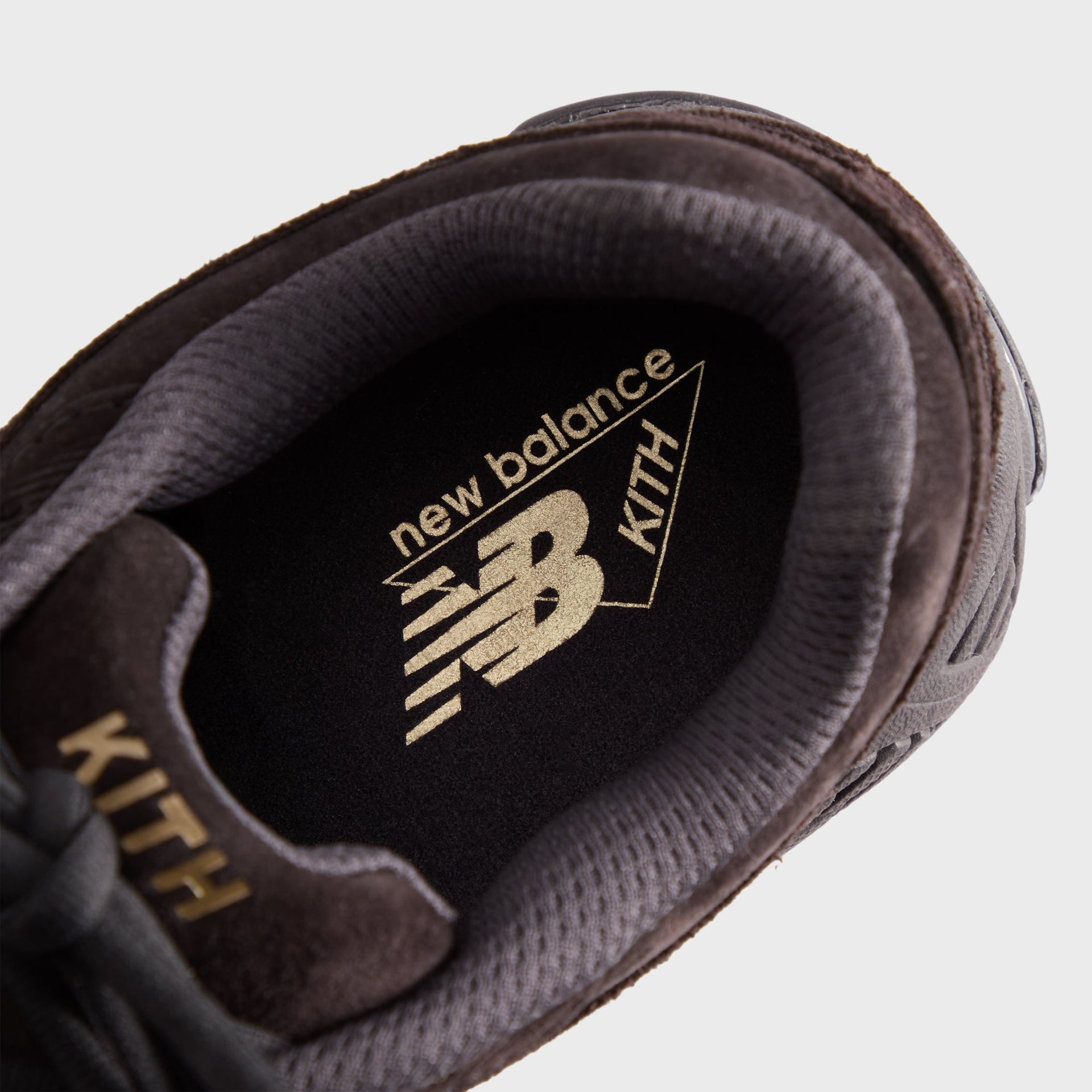 Kith & New Balance 860v2 - Espresso