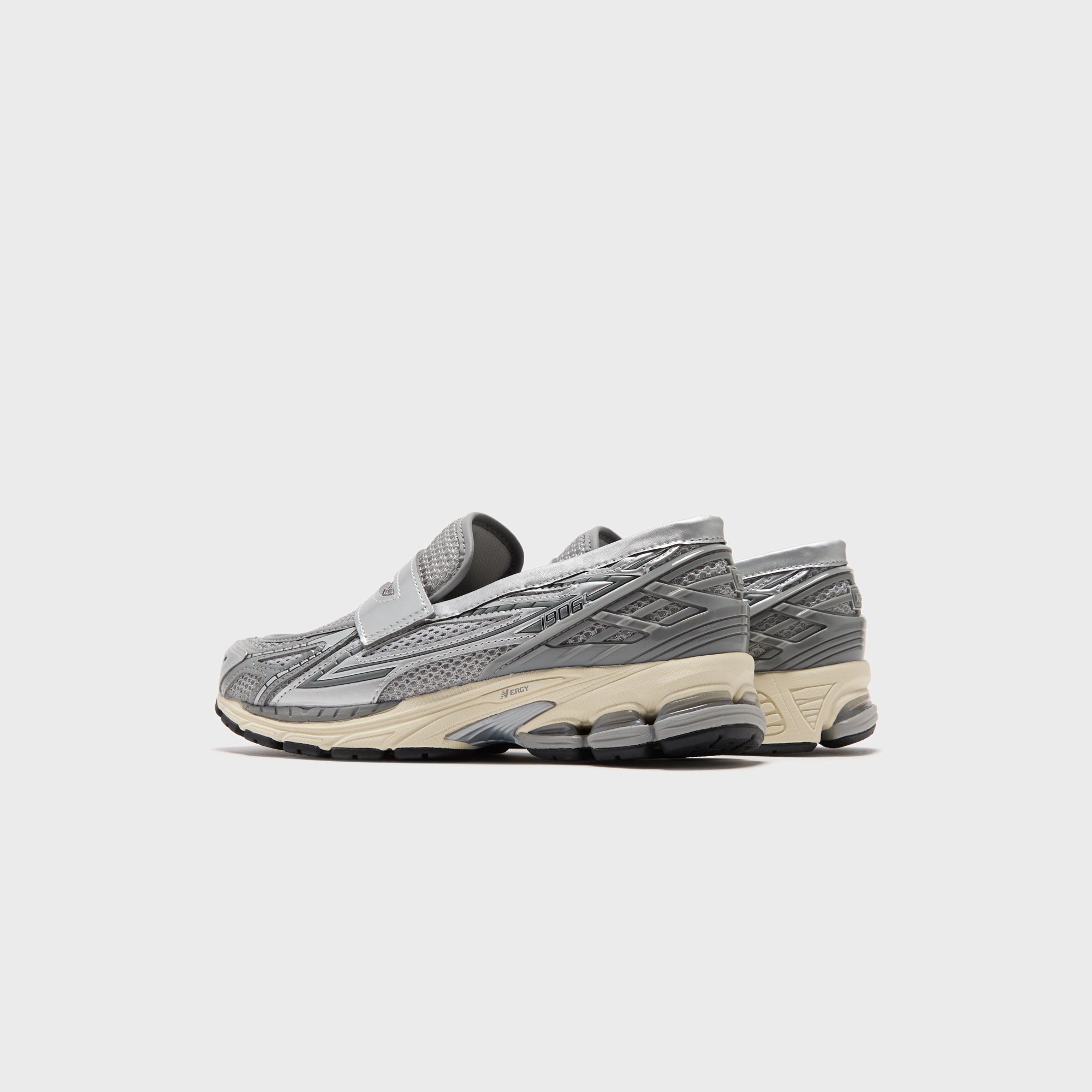 ★人気★ New Balance U1906 LAE Loafer Grey Silver 2025年 リストック】New Balance U1906 LAE Loafer “Grey/Silver