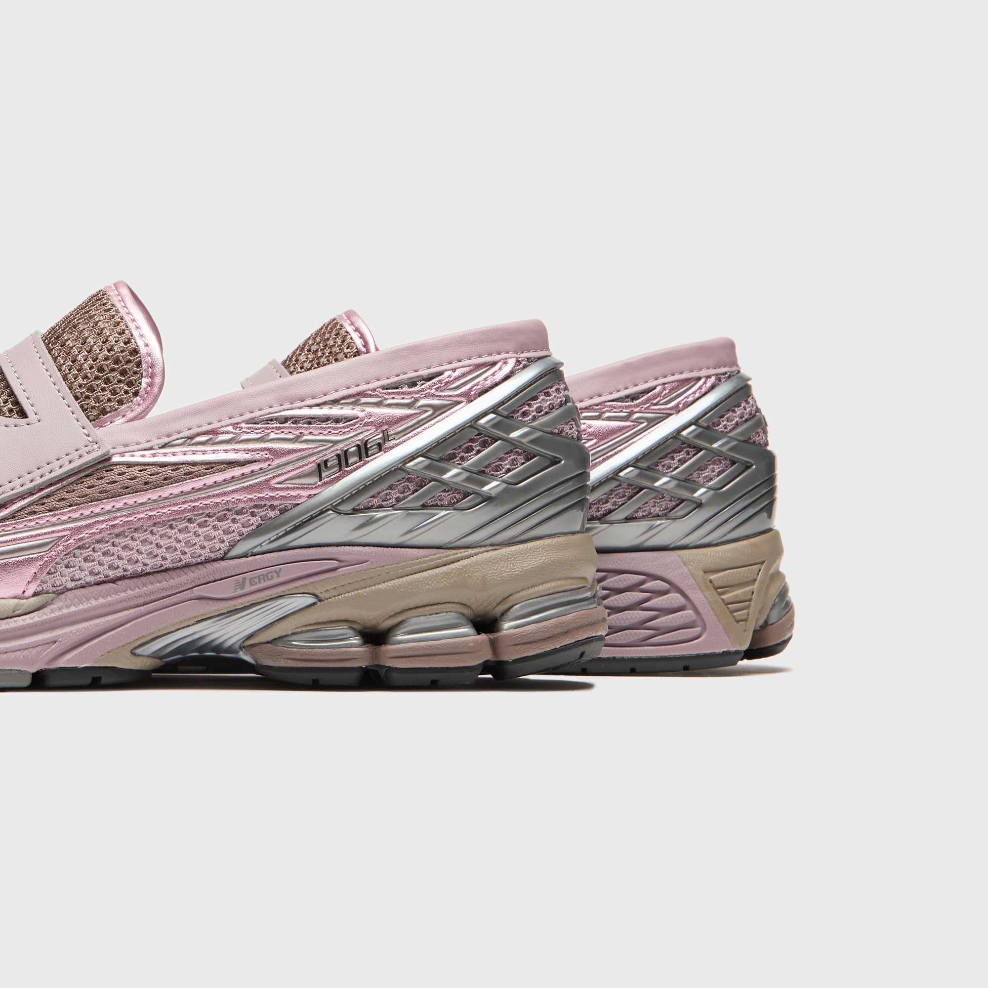 New Balance 1906 Loafer - Pink / Metallic Silver – Kith Canada