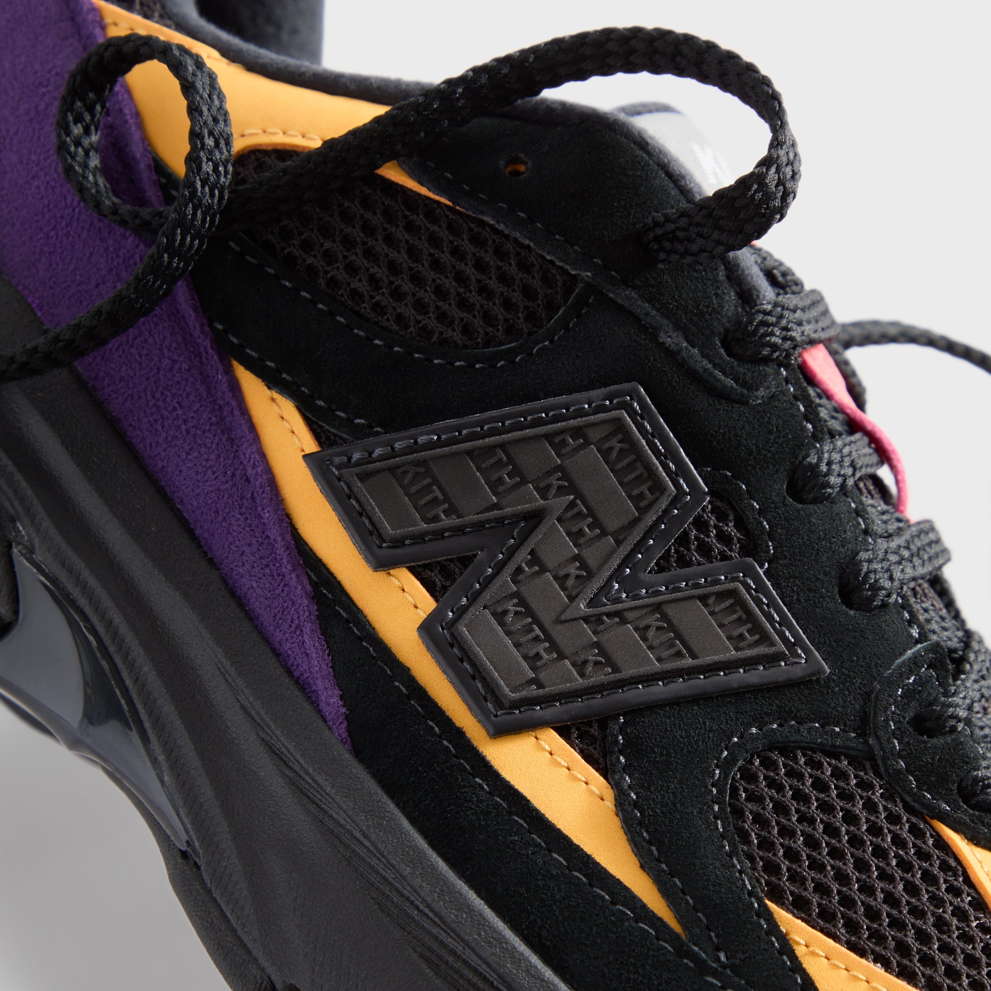 【New Balance x Ronnie Fieg】 2010 Abzorb Black Yellow Ronnie Fieg & New Balance ABZORB 2010 - Black / Yellow