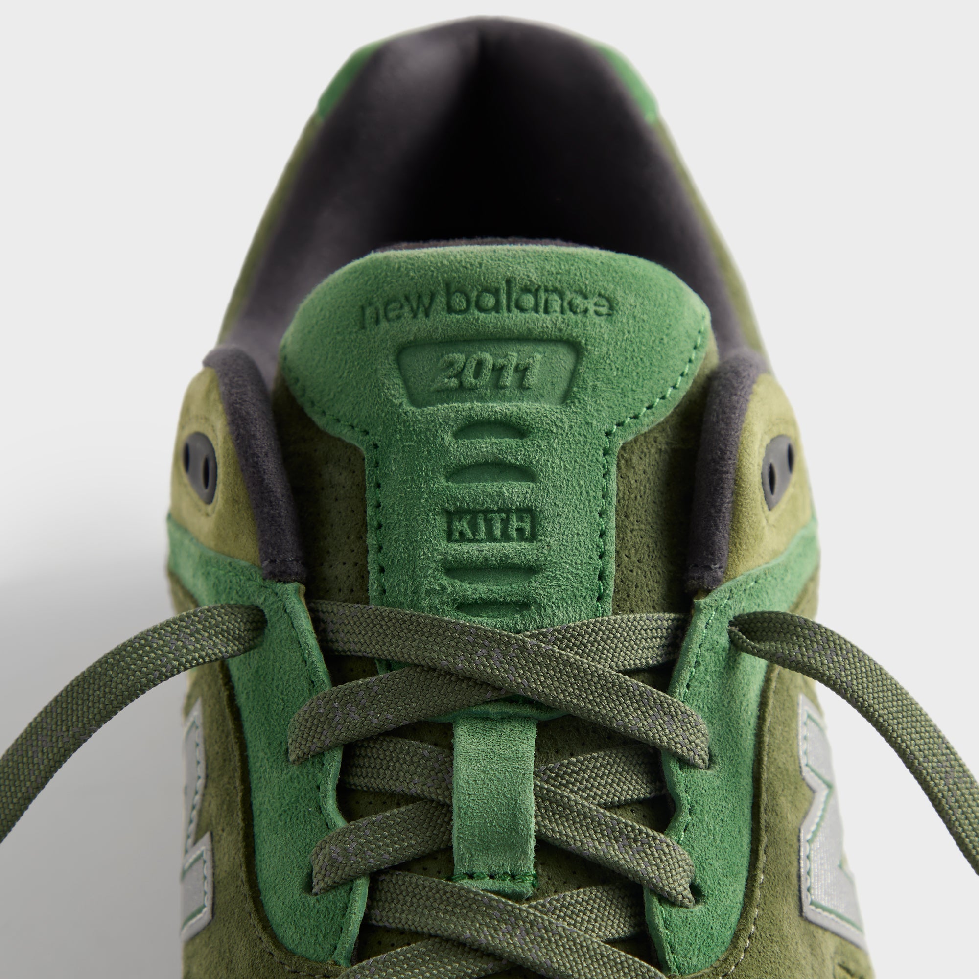 Ronnie Fieg & New Balance 2011 - Juniper / Bronze Green – Kith Canada