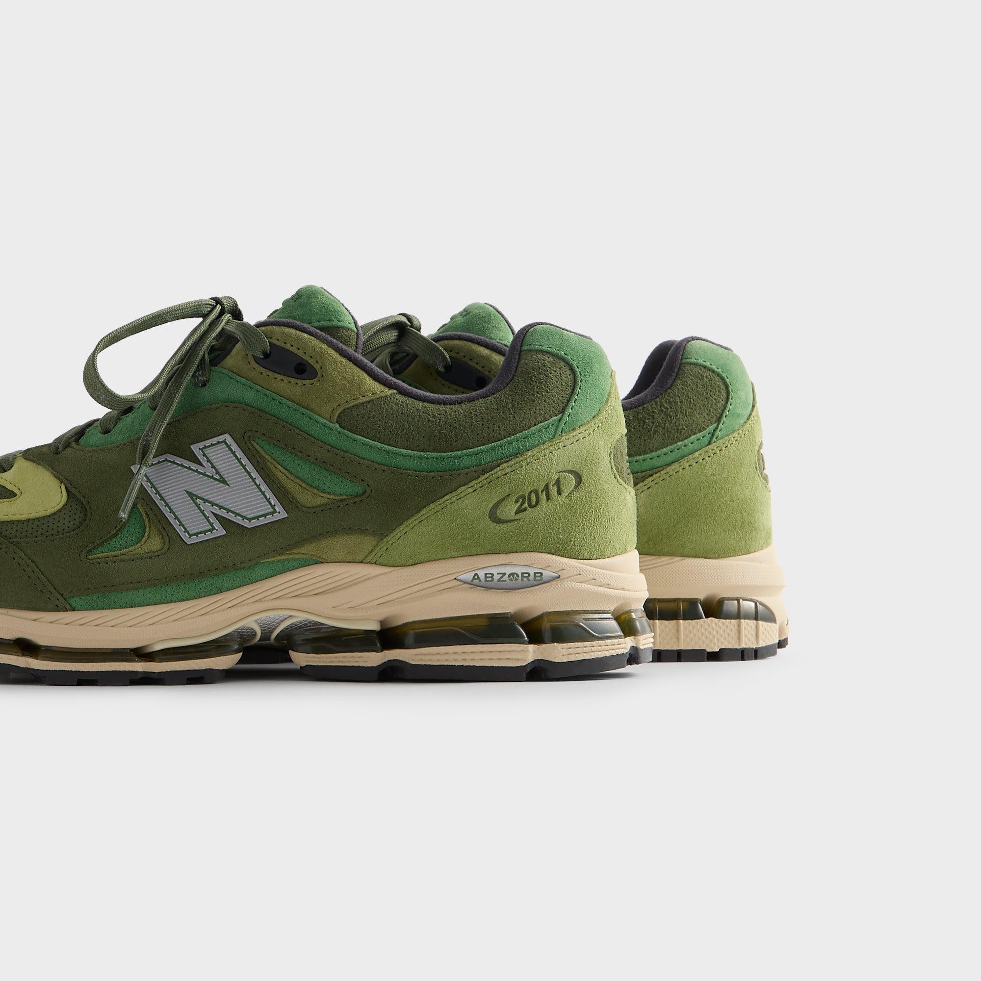 靴 KITH New Balance 2011 Juniper Green 29 Ronnie Fieg & New Balance 2011 - Juniper / Bronze Green – Kith Canada