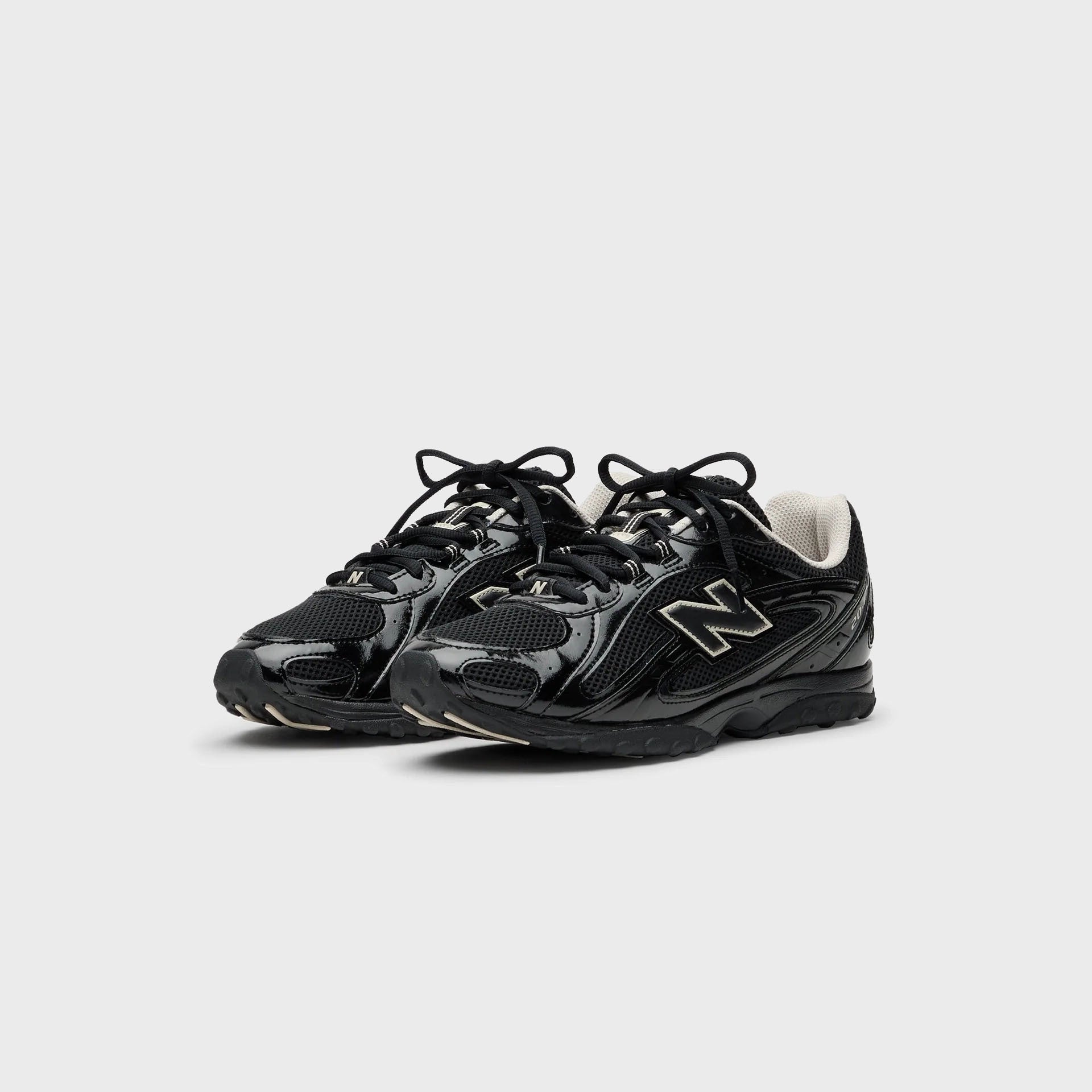 New Balance 204L - Black / Timberwolf – Kith Canada