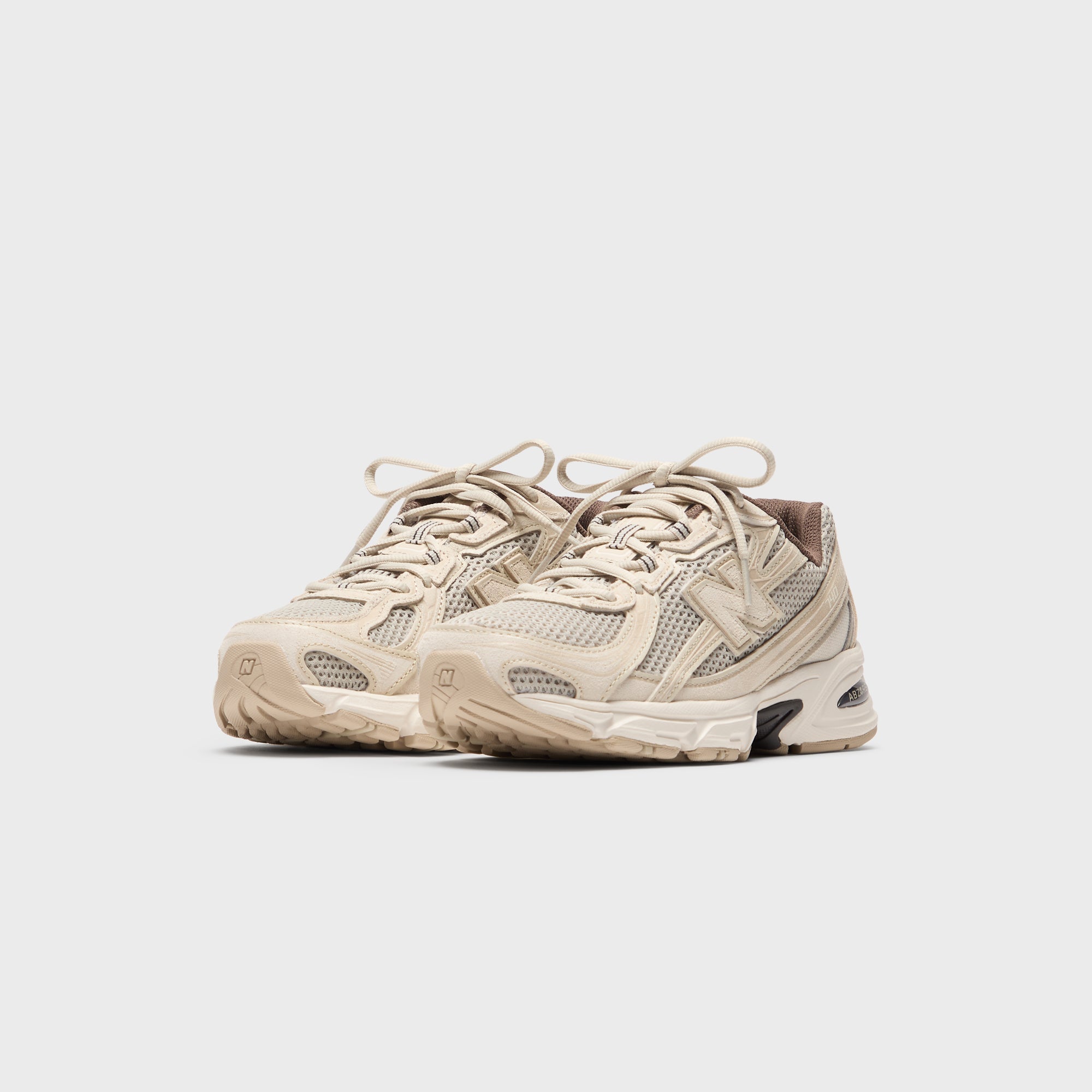 New Balance 740 - Shipyard / Timberwolf / Cortado – Kith Canada