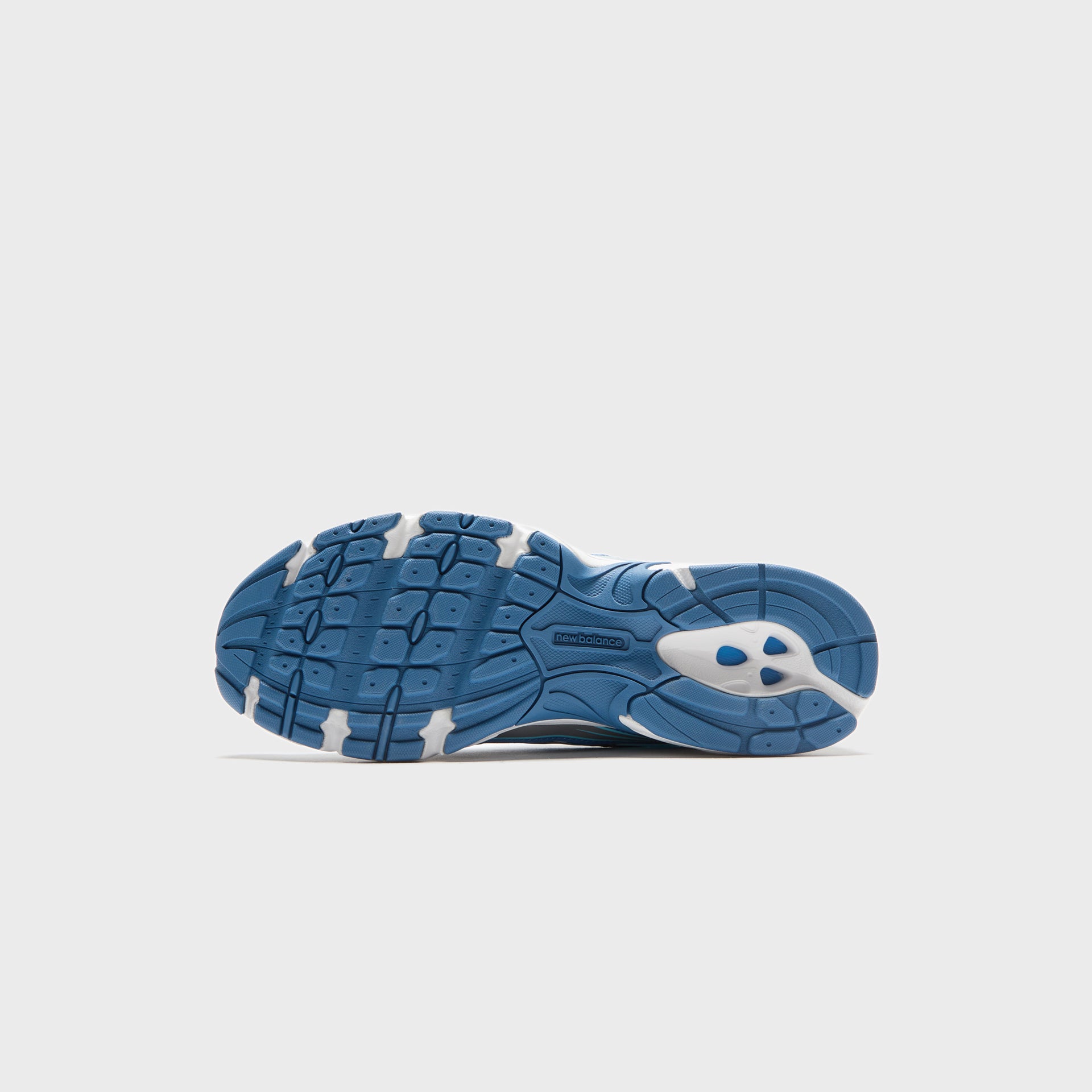 New Balance 740 - Blue Agate / White / Sky Blue