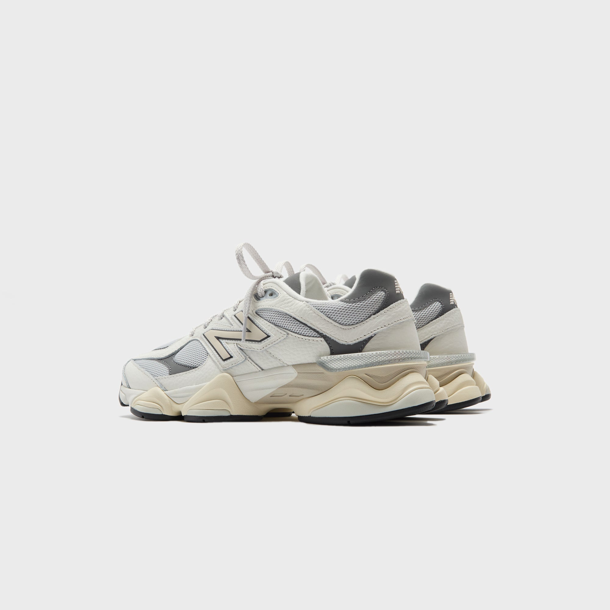 medium the brand tappy shape 20/20 6’0 New Balance 9060 - Sea Salt – Kith Canada