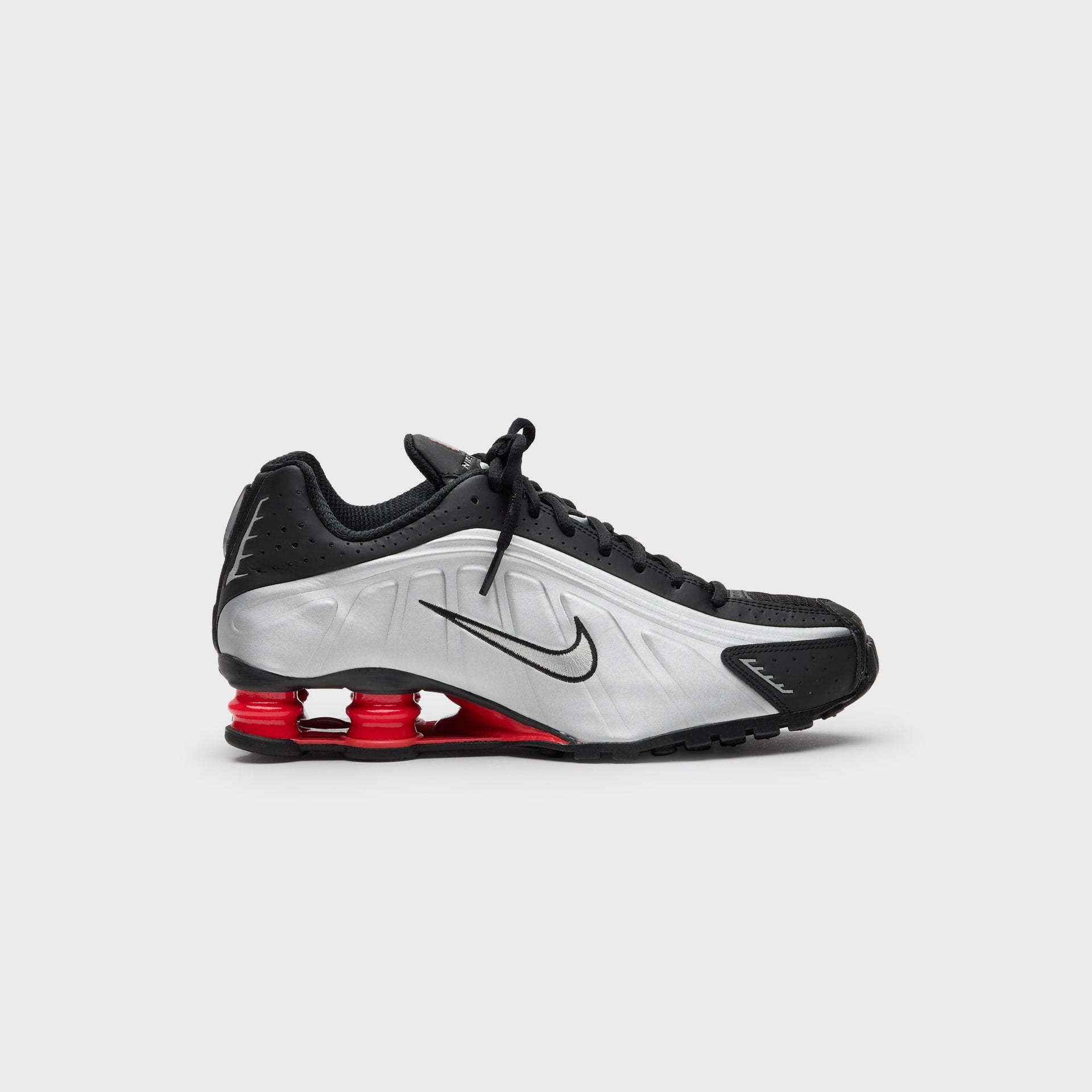Nike Shox R4 - Black / Metallic Silver / Light Crimson
