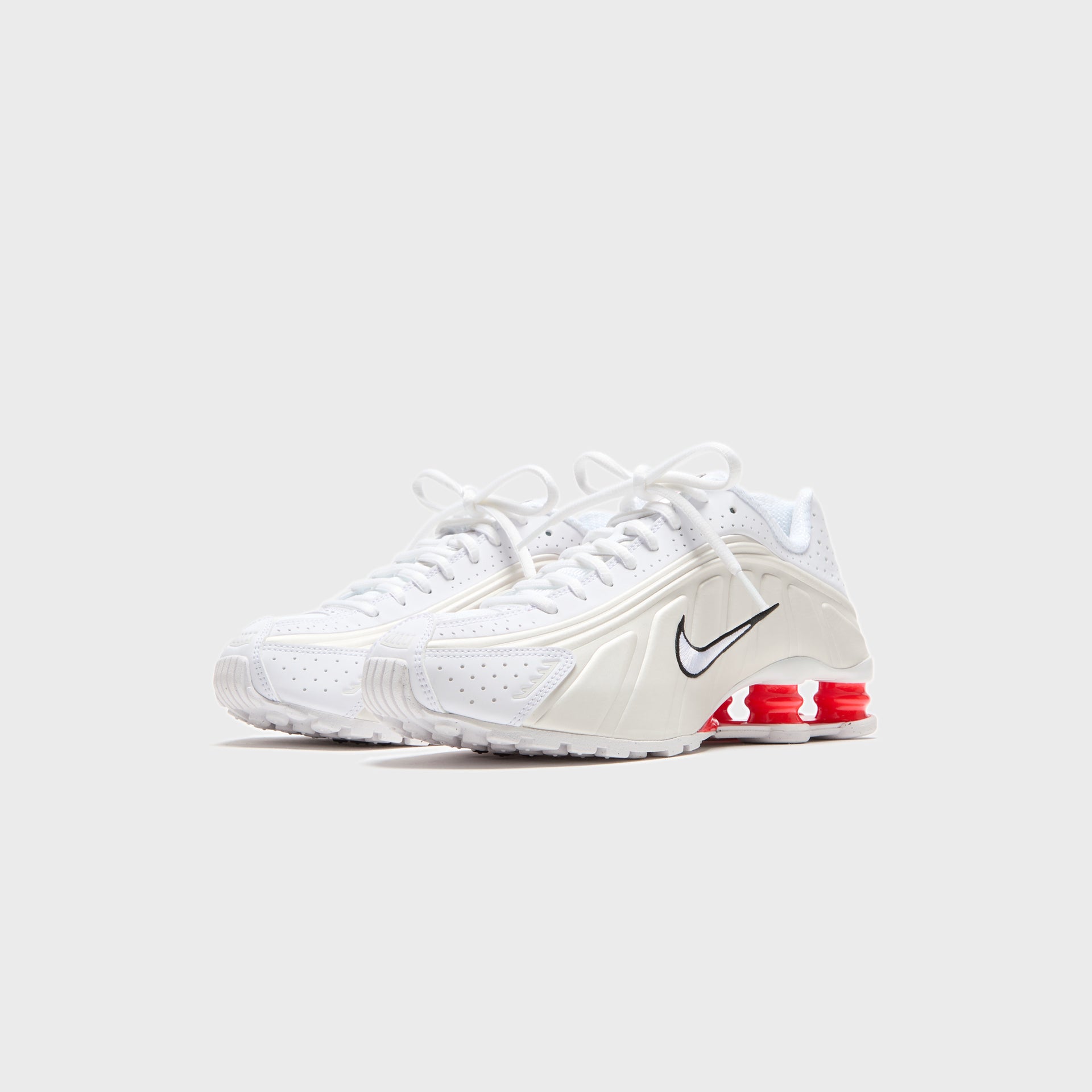 Nike WMNS Shox R4 - White / Phantom / Picante Red