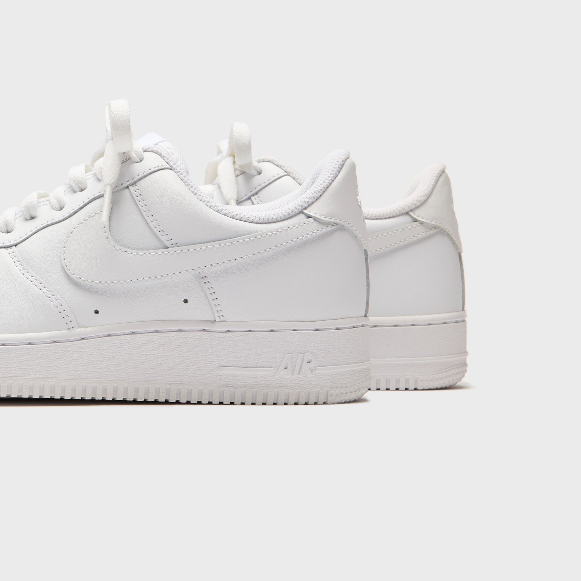 Nike Air Force 1 `07 - White