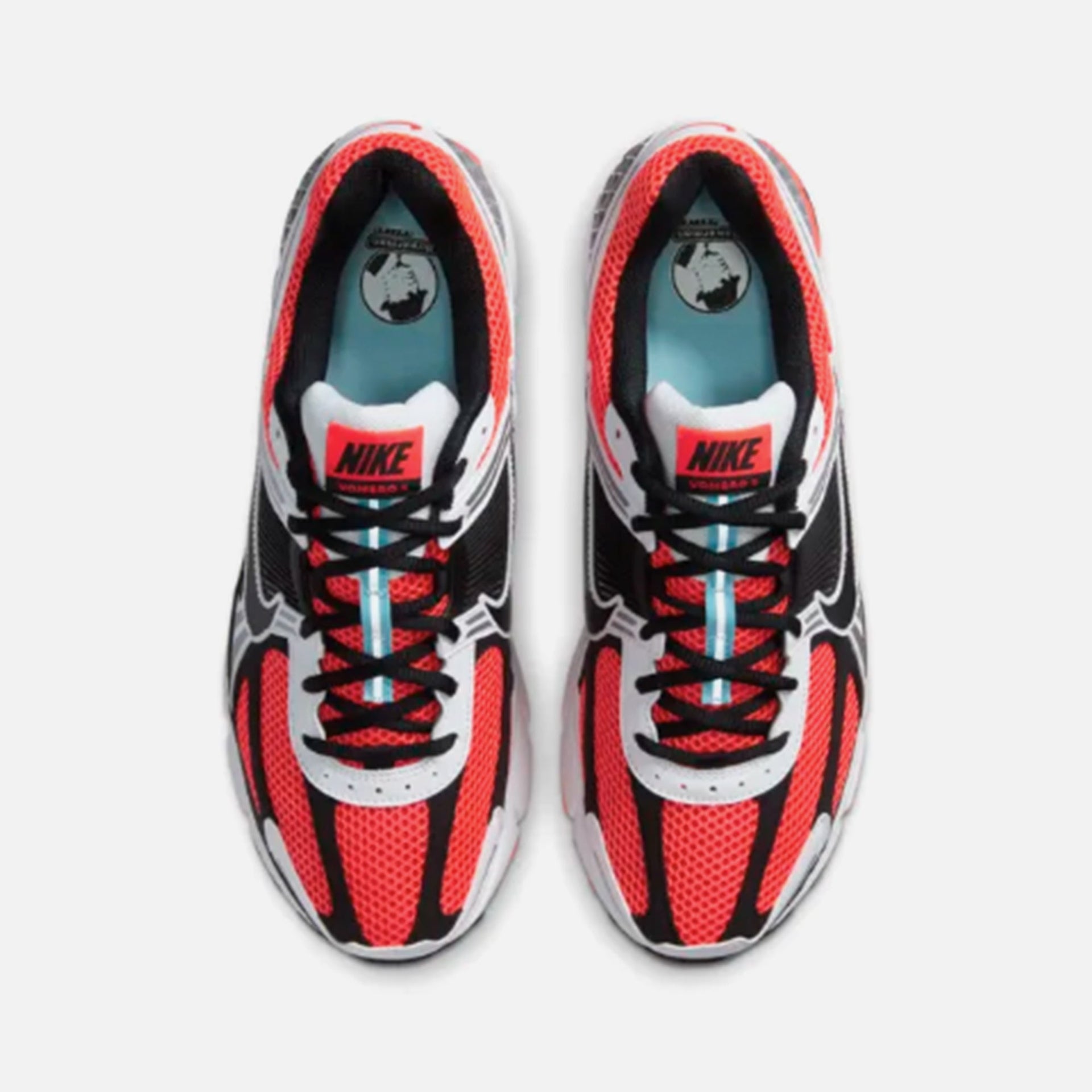 Nike Zoom Vomero 5 SE - Bright Crimson / Black / Glacier Ice / Metallic Silver