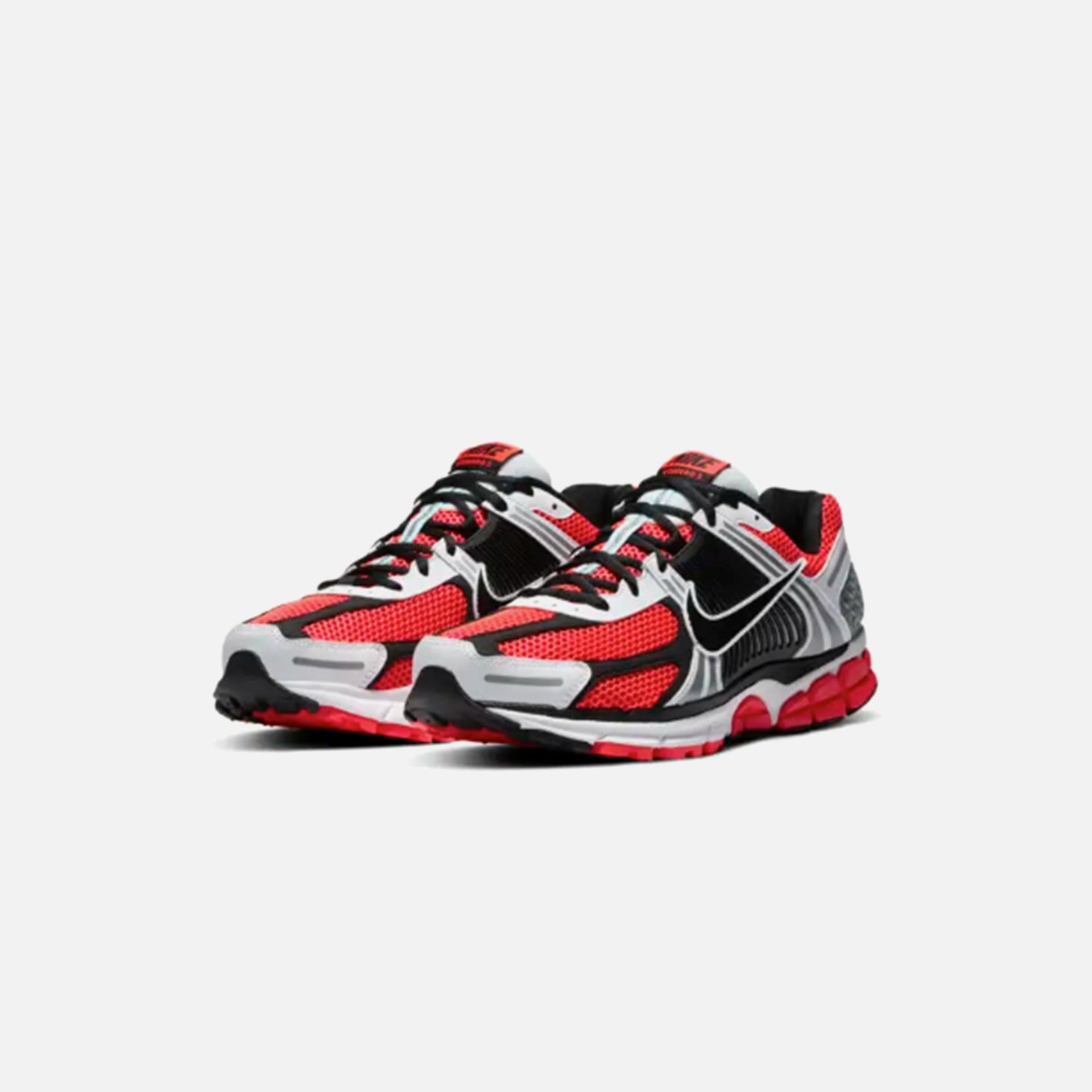 Nike Zoom Vomero 5 SE - Bright Crimson / Black / Glacier Ice / Metallic Silver