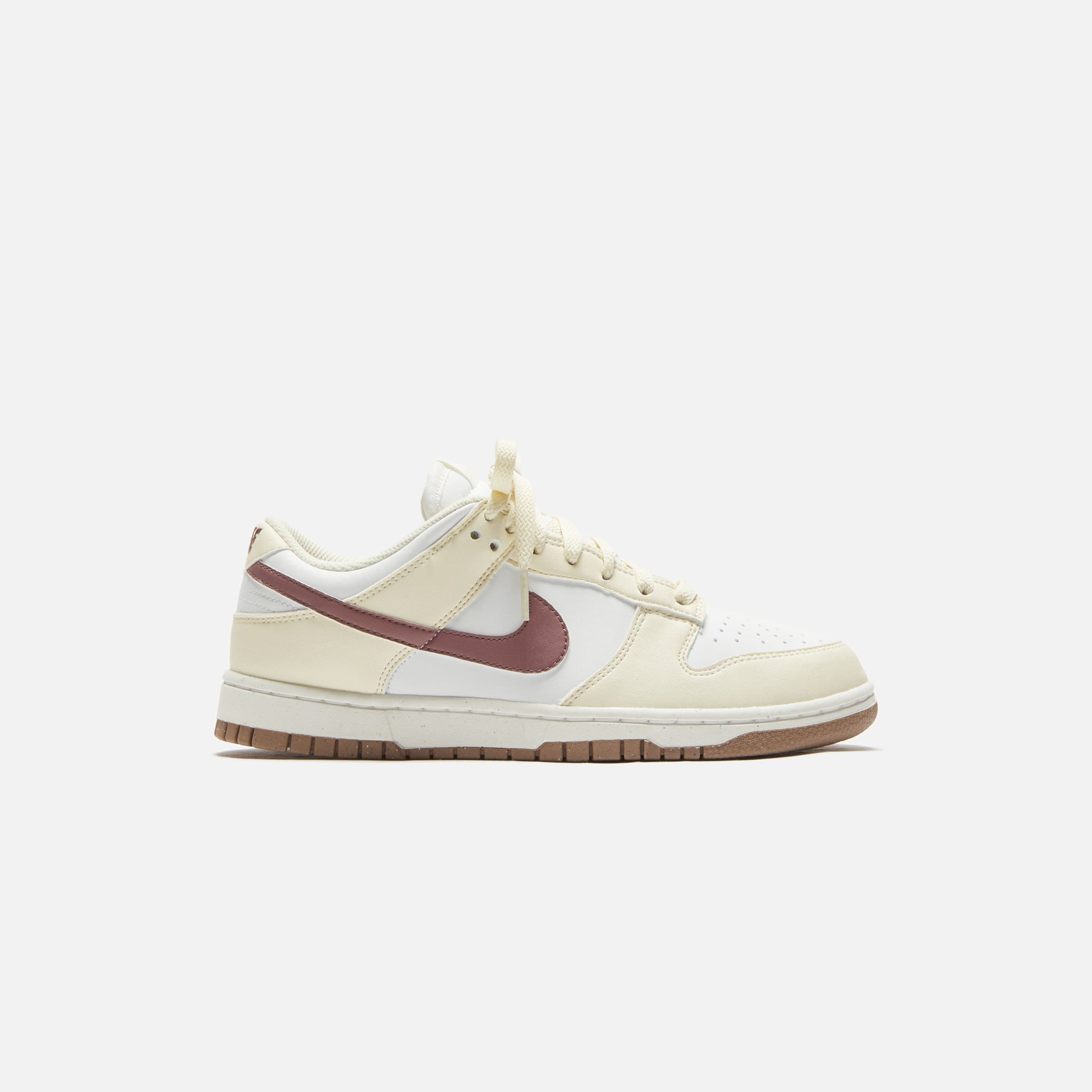 Nike WMNS Dunk Low Next Nature - Coconut Milk / Smokey