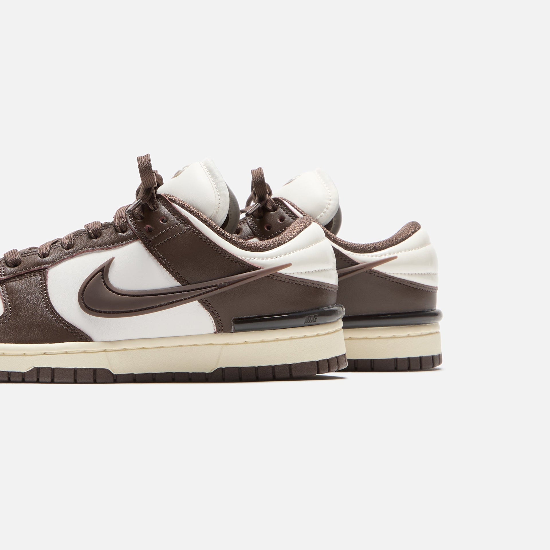 Nike WMNS Dunk Low - Twist Phantom / Baroque Brown / Cocoa