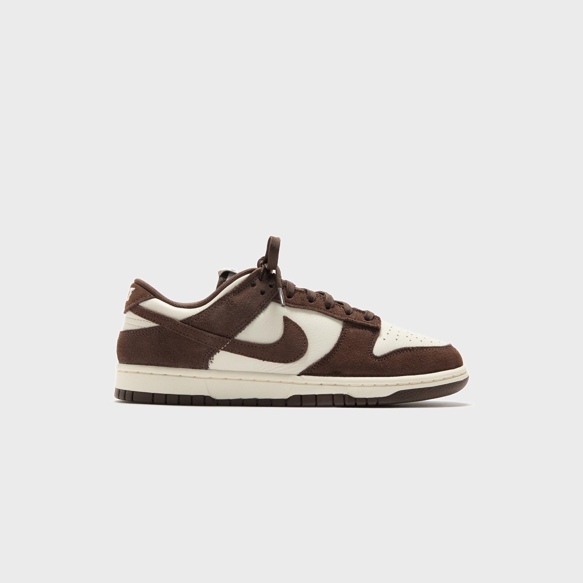 Nike Dunk Low Retro SE - Pale Ivory / Baroque Brown