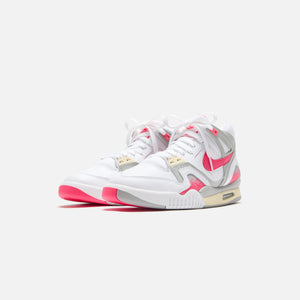 Nike Air Tech Challenge II QS - White / Racer Pink / Light Smoke Grey