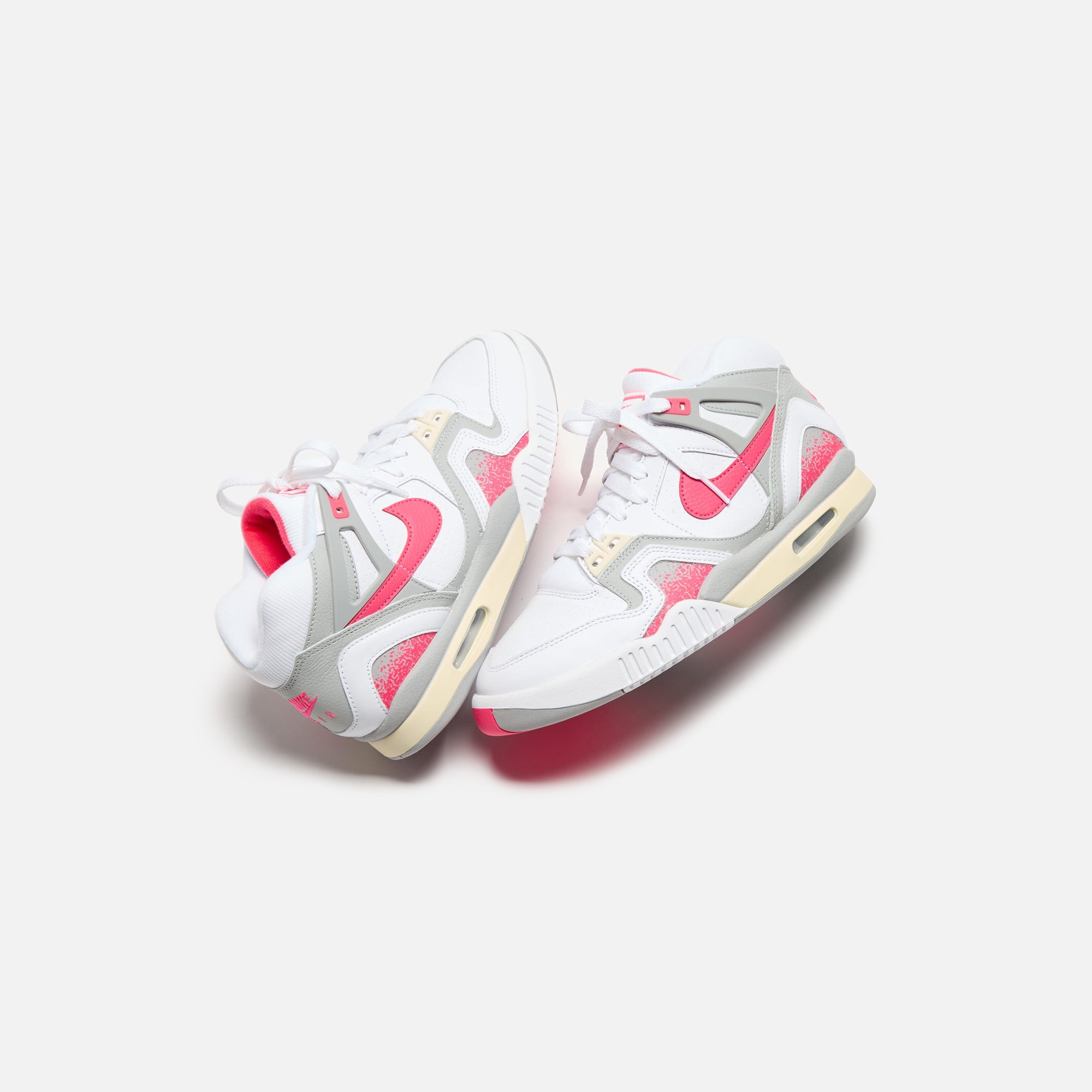 Nike Air Tech Challenge II QS - White / Racer Pink / Light Smoke