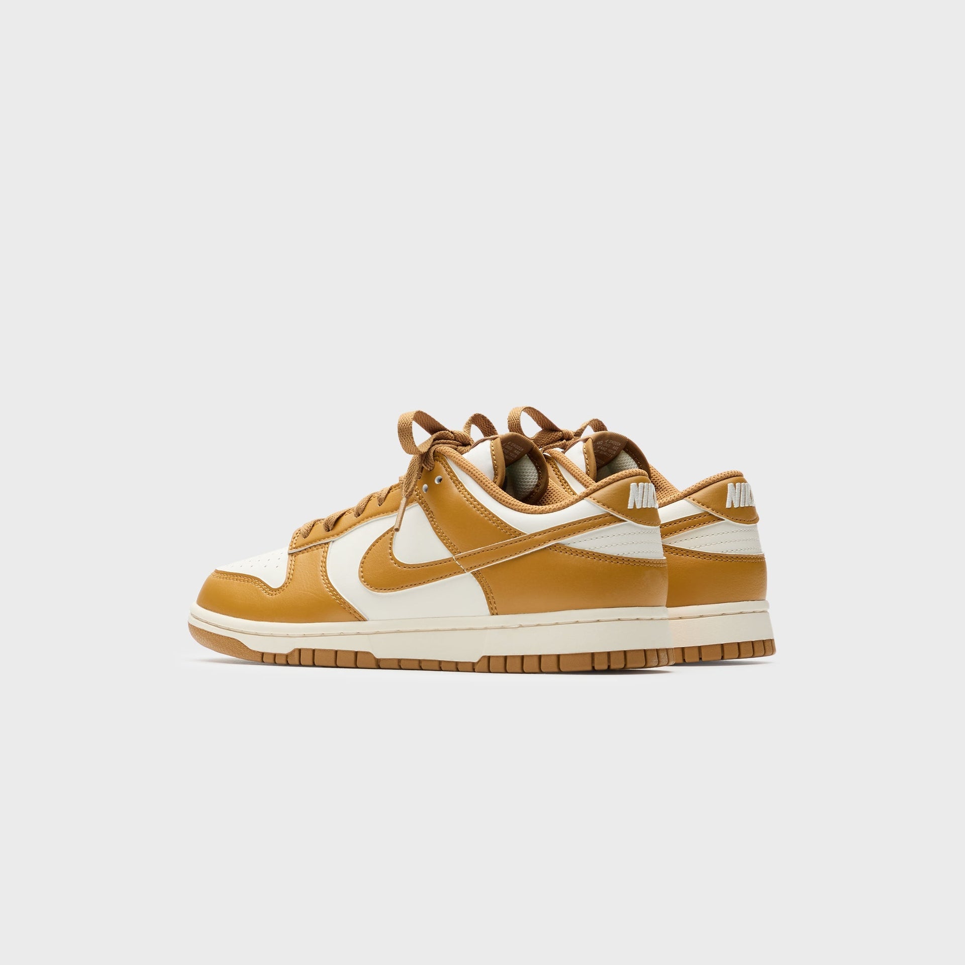 Nike Dunk Low Retro Bttys - Pale Ivory / Wheat