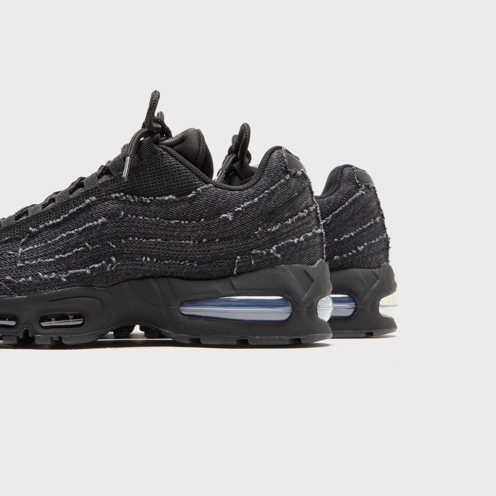 Levi's × Nike Air Max 95 OG Denim Black Nike x Levi's Air Max 95 OG - Black – Kith Canada