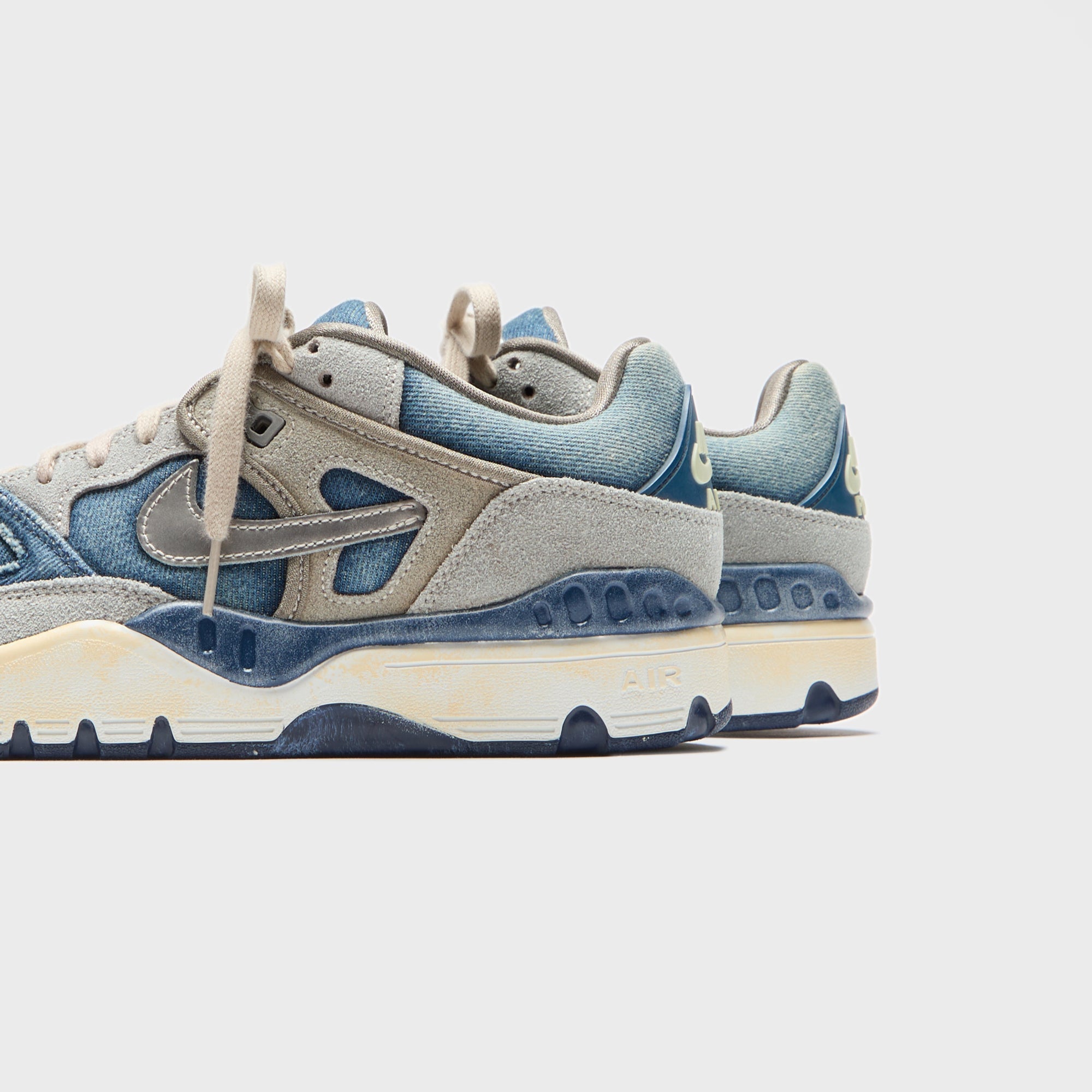 本日限定NIGO® × Levi's × Nike Air Force 3 NIGO Levi's Nike Air Force 3 Low Pack 2025 Release Date