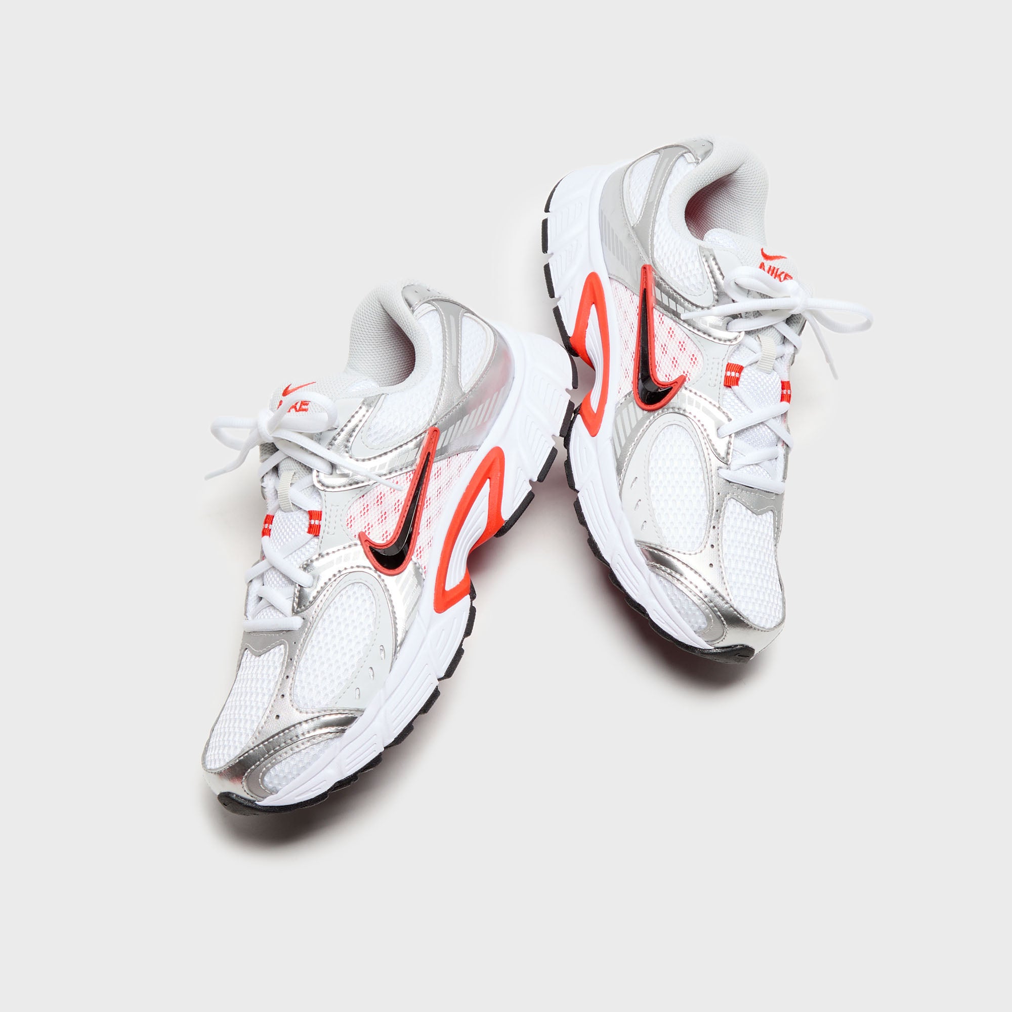 Nike WMNS V5 Rnr - White / Picante Red / Vast Grey / Black – Kith