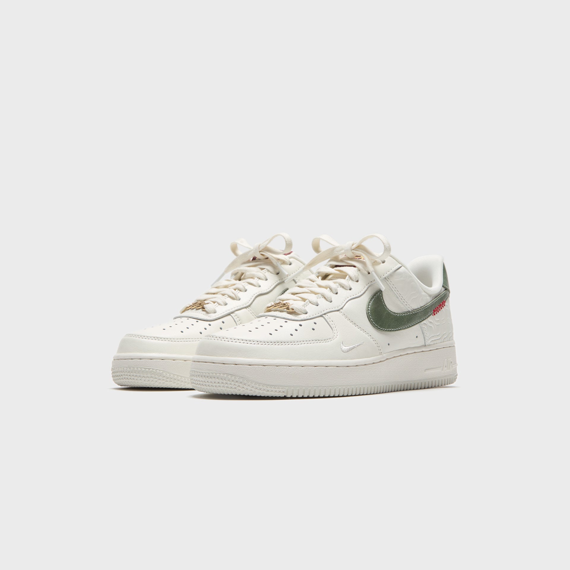 Nike Air Force 1 Low - Sail / Jade Horizon / Light Bone / University Red