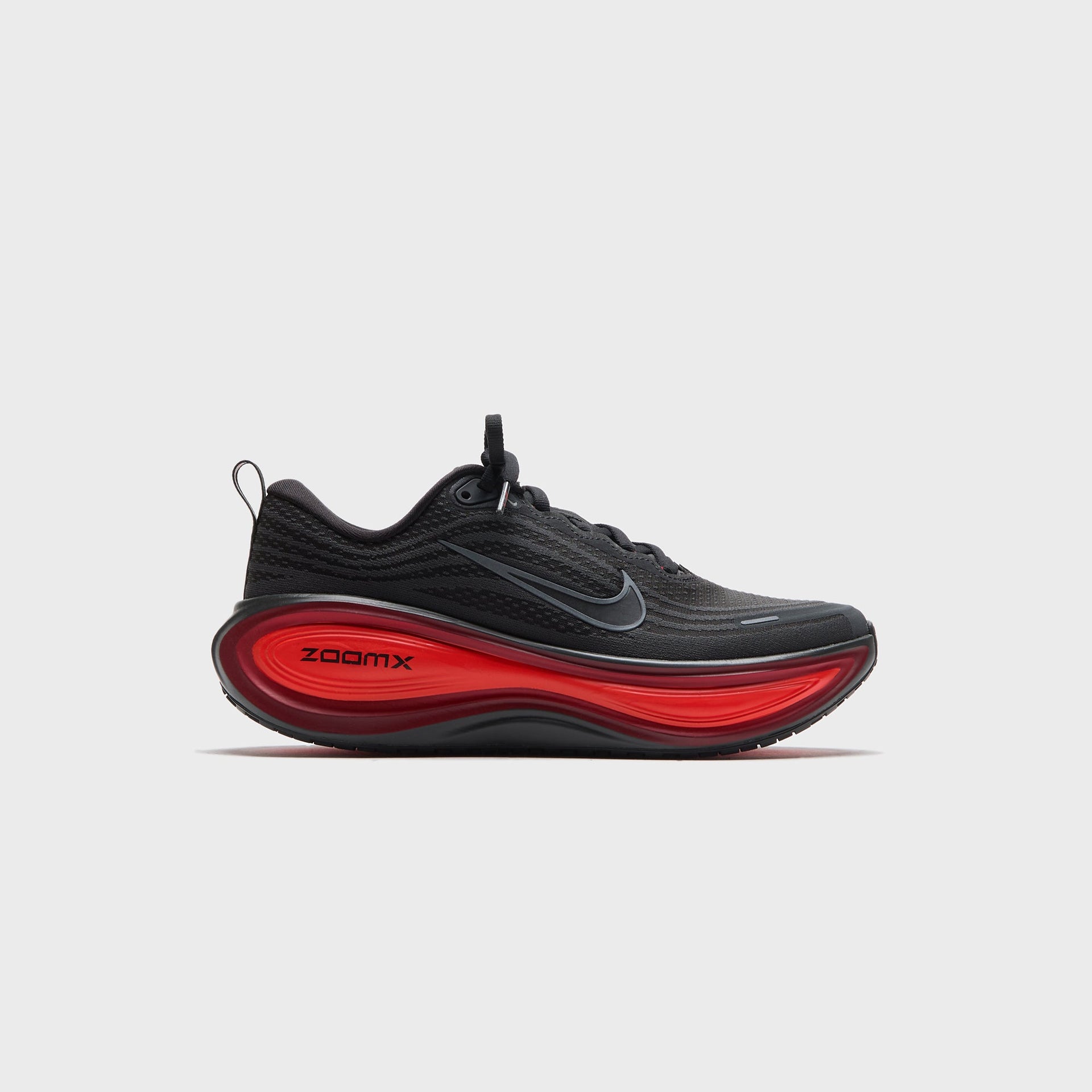 Nike Vomero Plus - Anthracite / Black / Bright Crimson / University Red