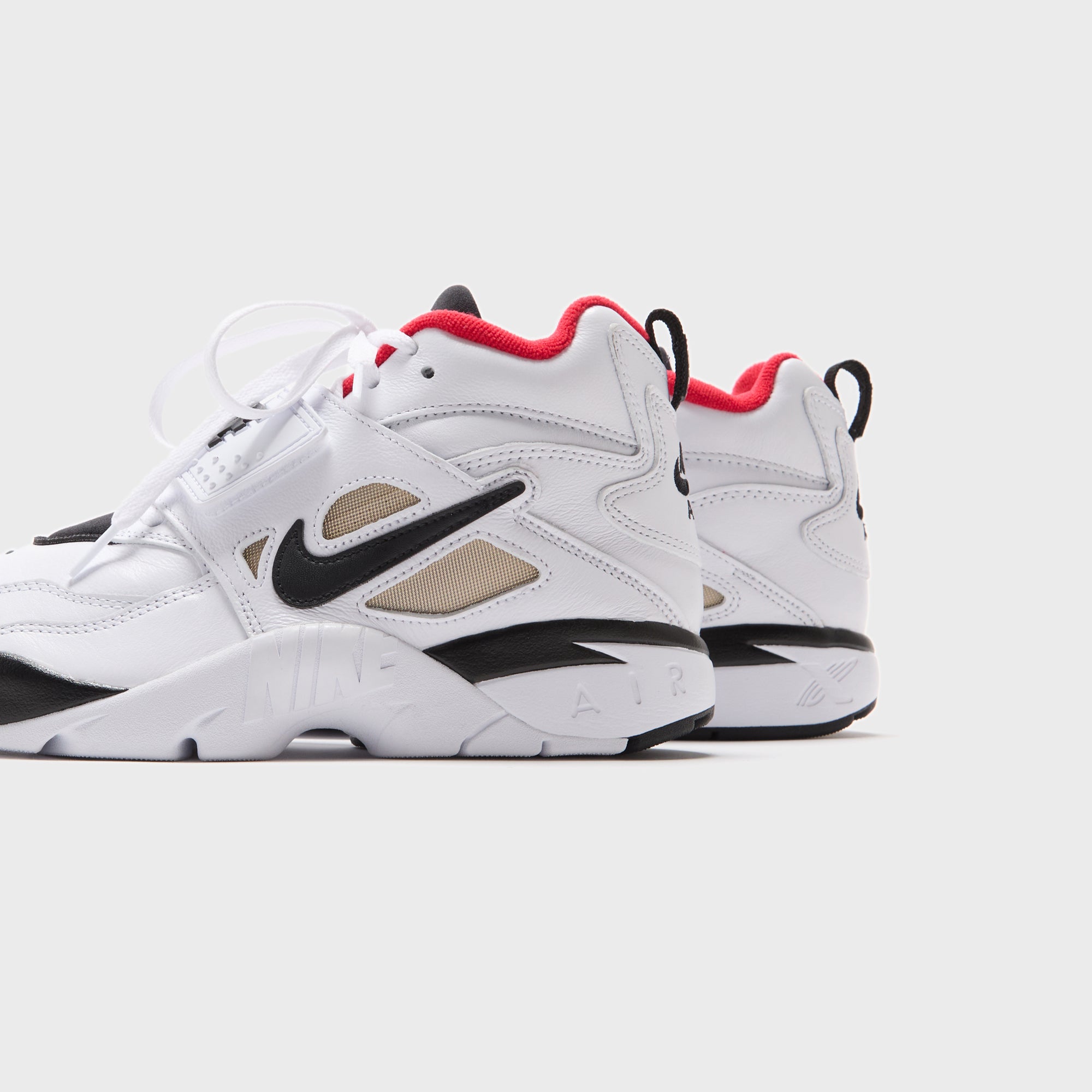 Nike Air Diamond Turf Proto '92 - White / University Red
