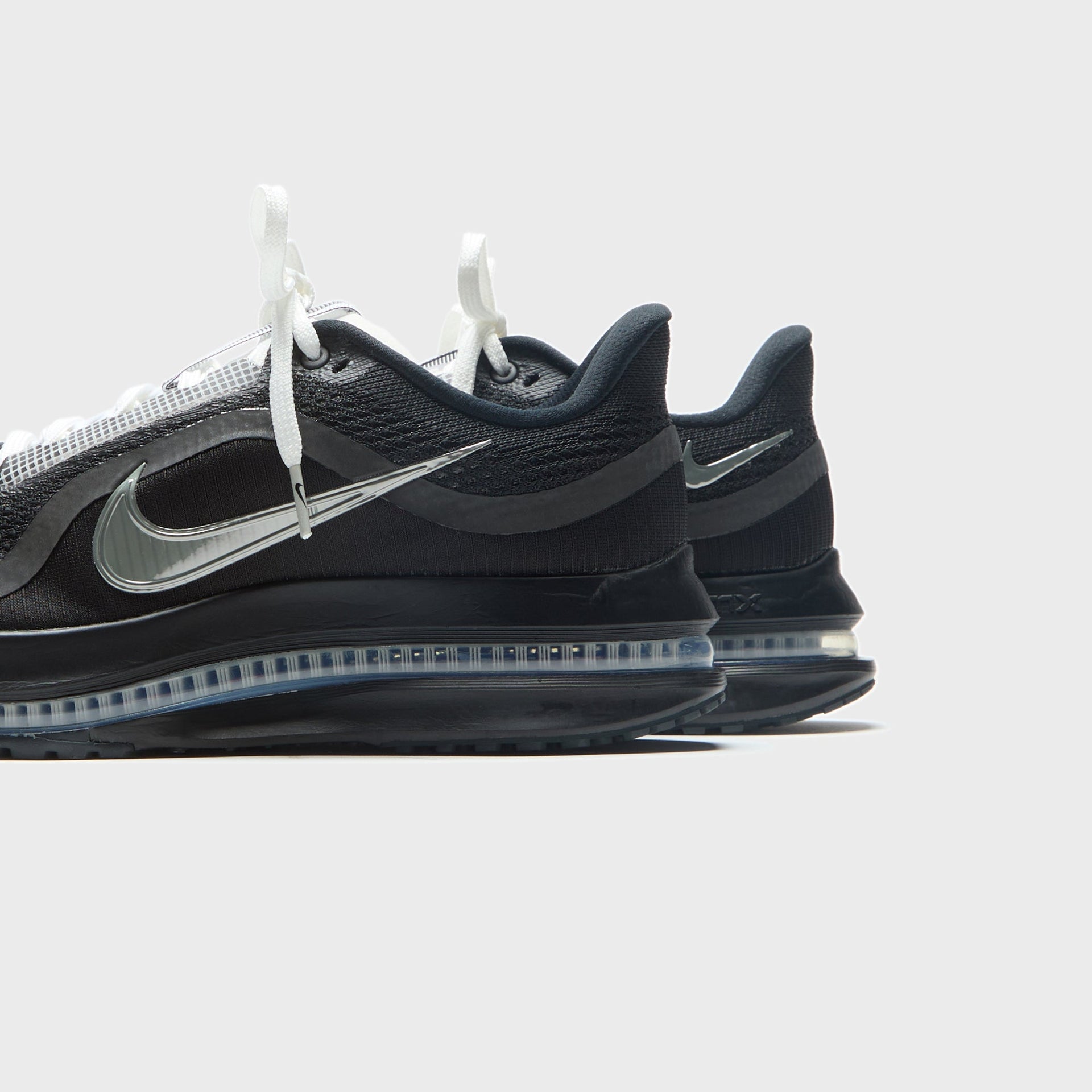 Nike Pegasus Premium SP - Black / Metallic Silver / White