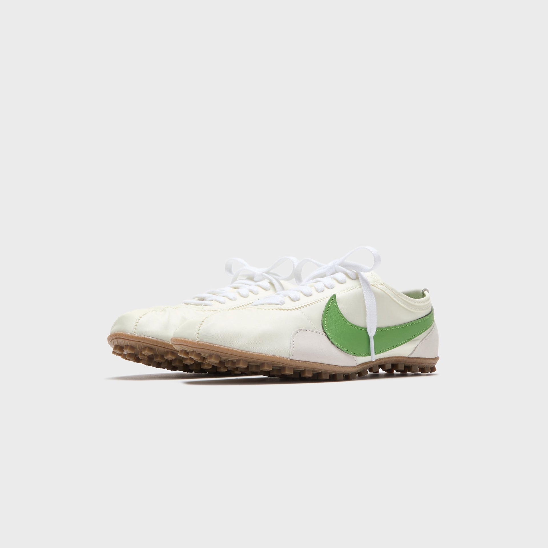 Nike WMNS Moon Shoe - Sail / Chlorophyll