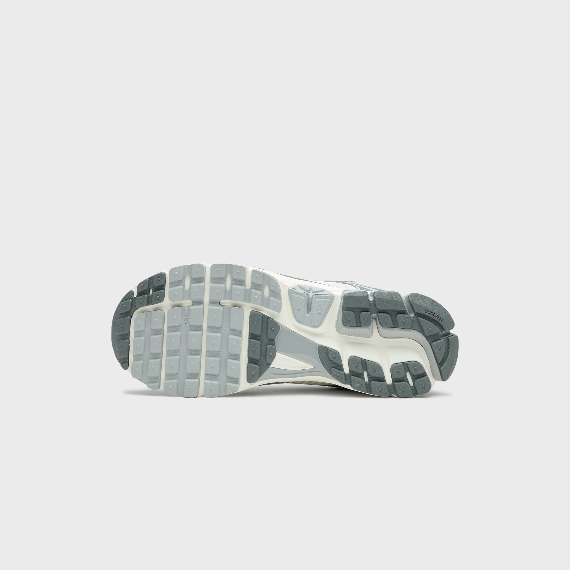 Nike Zoom Vomero 5 - Summit White / Metallic Silver