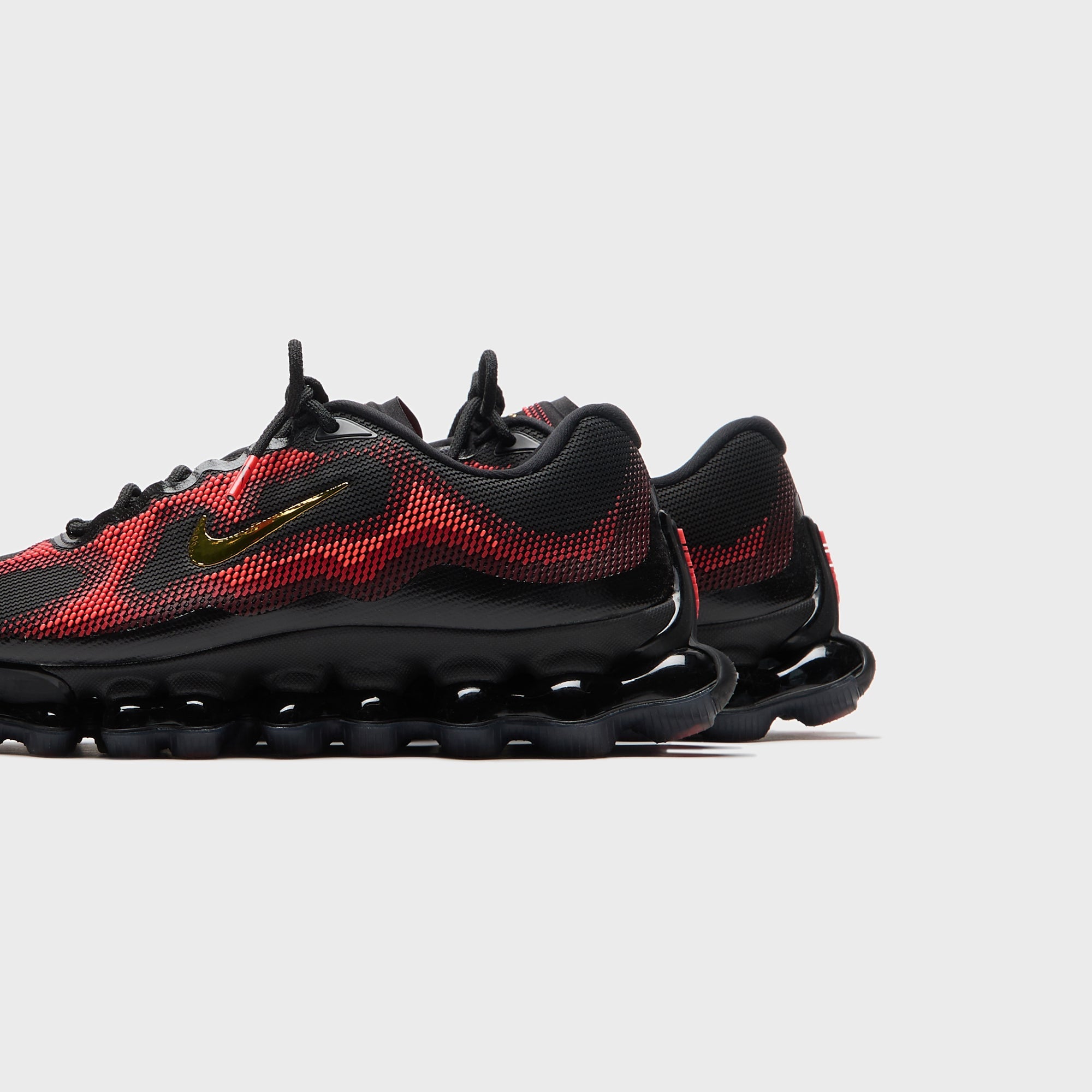 Nike Air Liquid Max - Bright Crimson / Fire Red – Kith Canada
