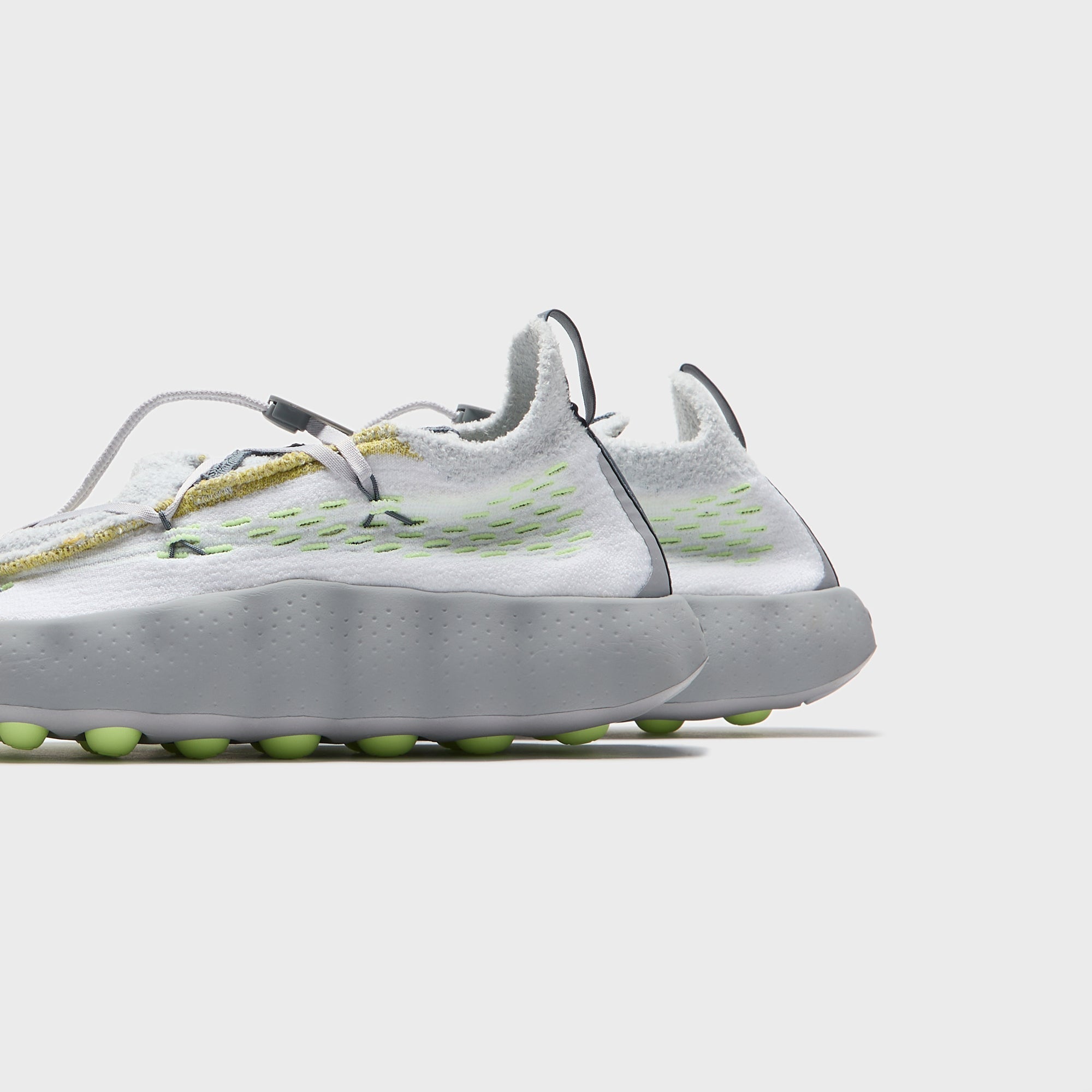 Nike Mind 002 Flyknit - White / Dark Grey / Pure Platinum / Wolf