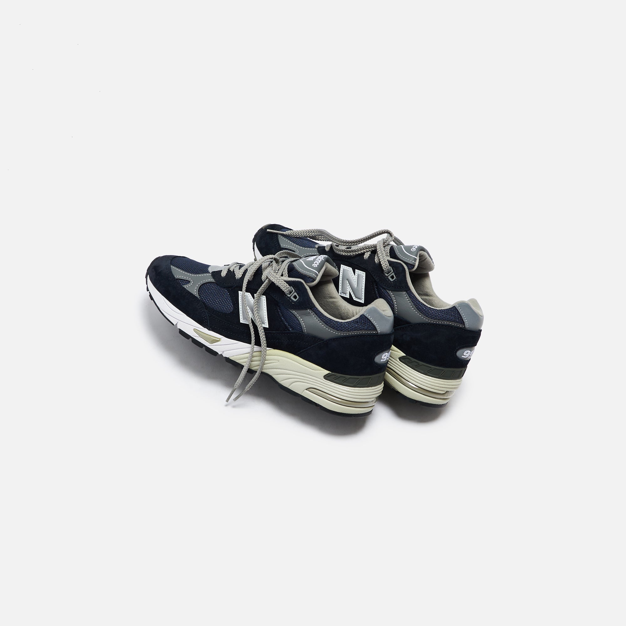New Balance Made in UK 991 - Navy / White – Kith Canada