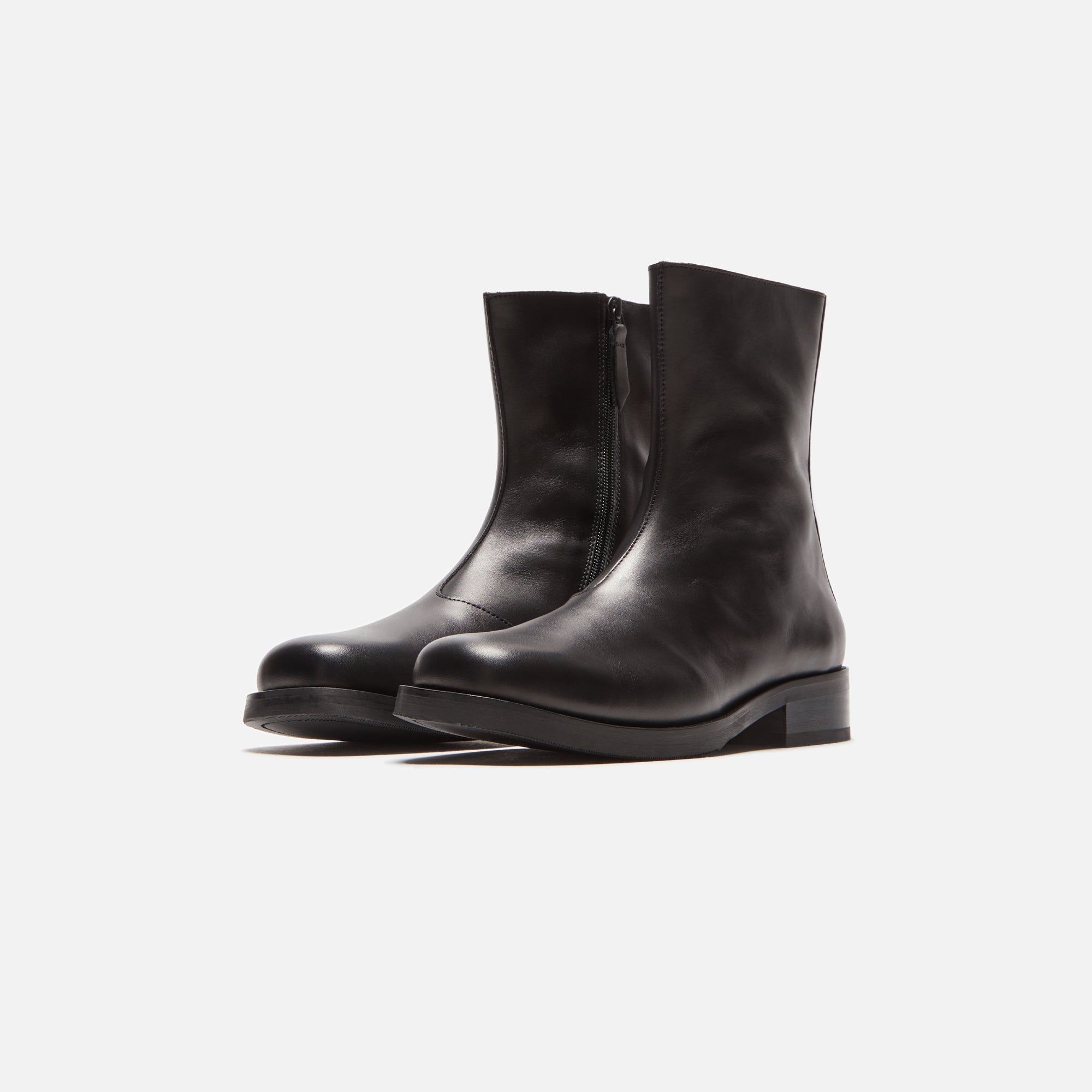 靴 OUR LEGACY CAMION BOOT 41 Our Legacy Camion Boot - Black – Kith Canada