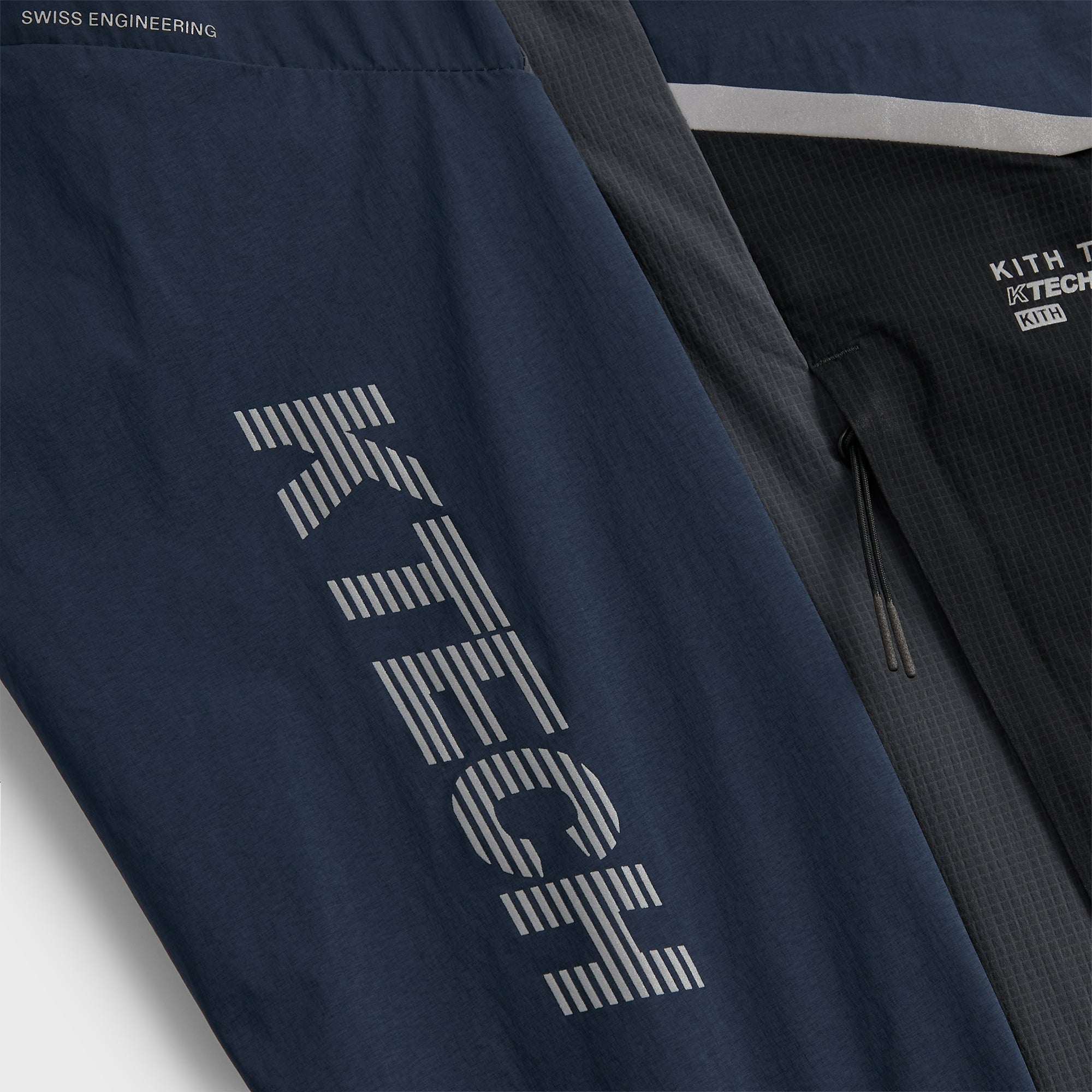 Kith for On Core Jacket - Midnight – Kith Canada
