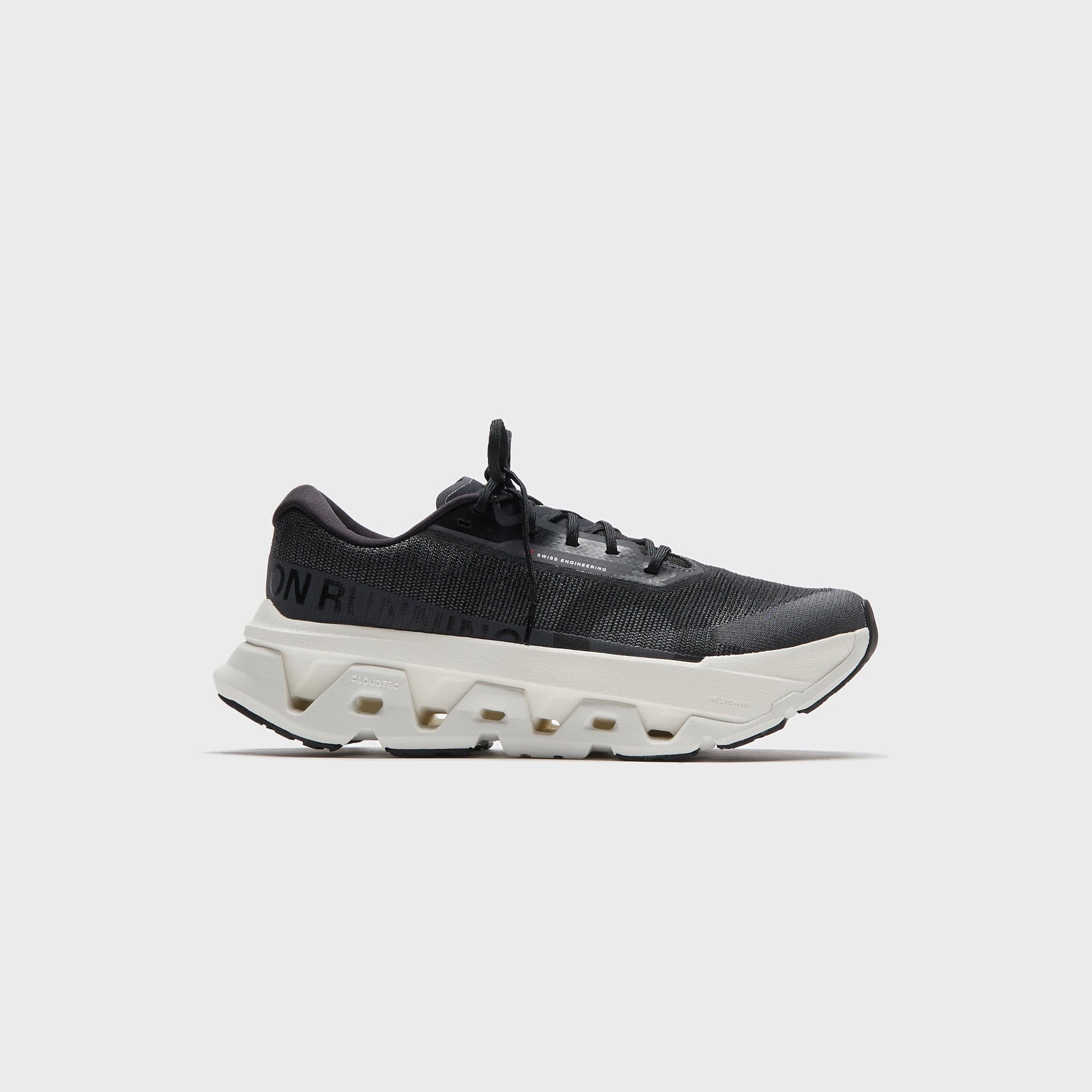 On Running Cloudmonster 3 Hyper - Black / Ivory