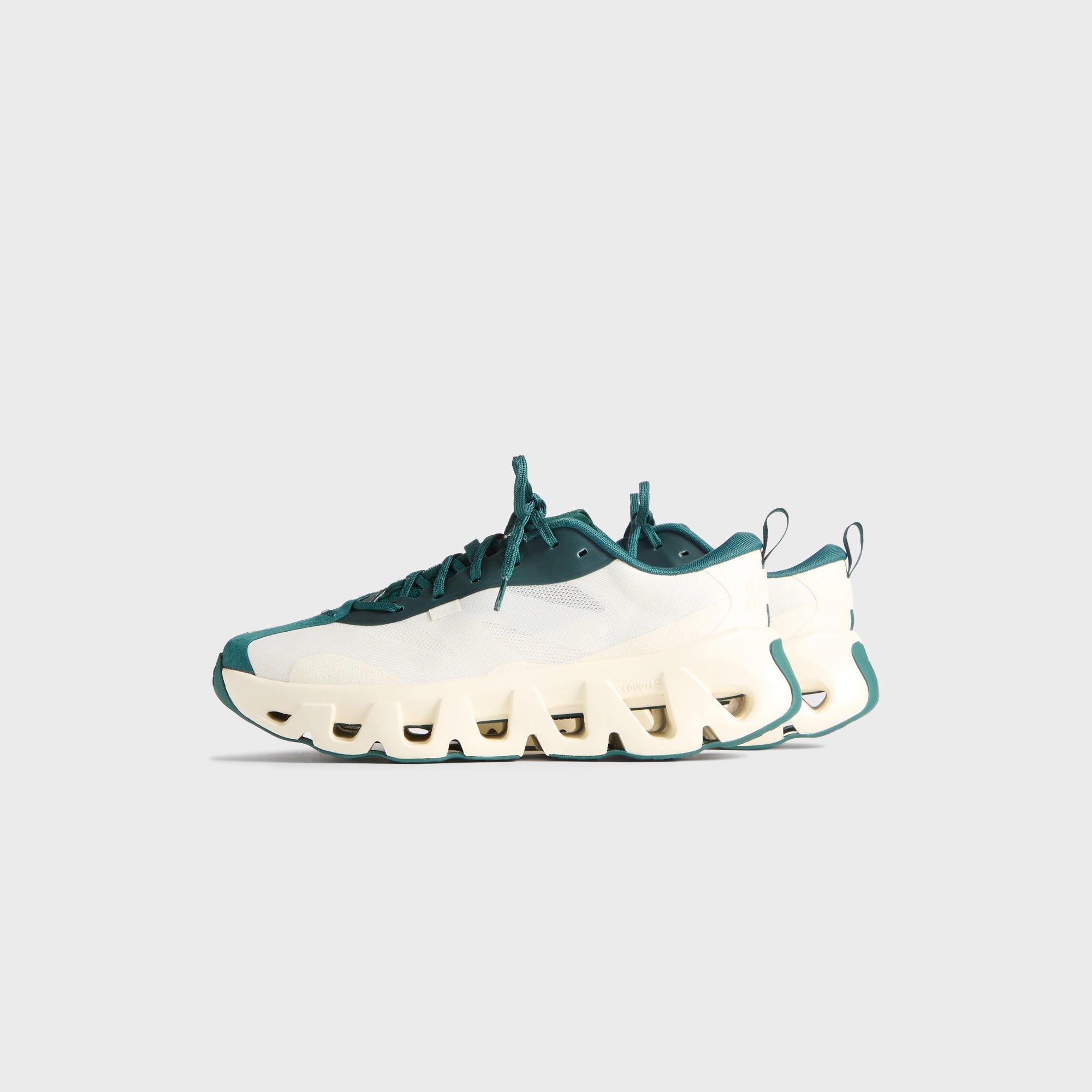 kith メッシュ ホワイト Kith for adidas Oregon Ultra Tech - White / Red / Silver Metallic