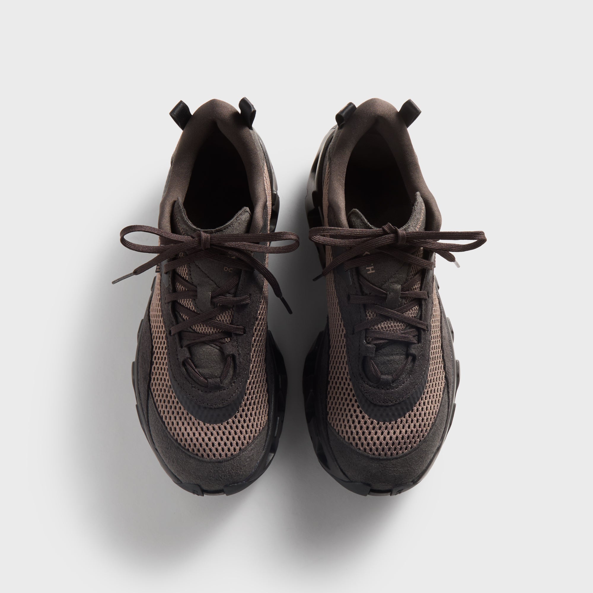 Kith for On WMNS K-Tech 2 - Thorn / Ganache – Kith Canada